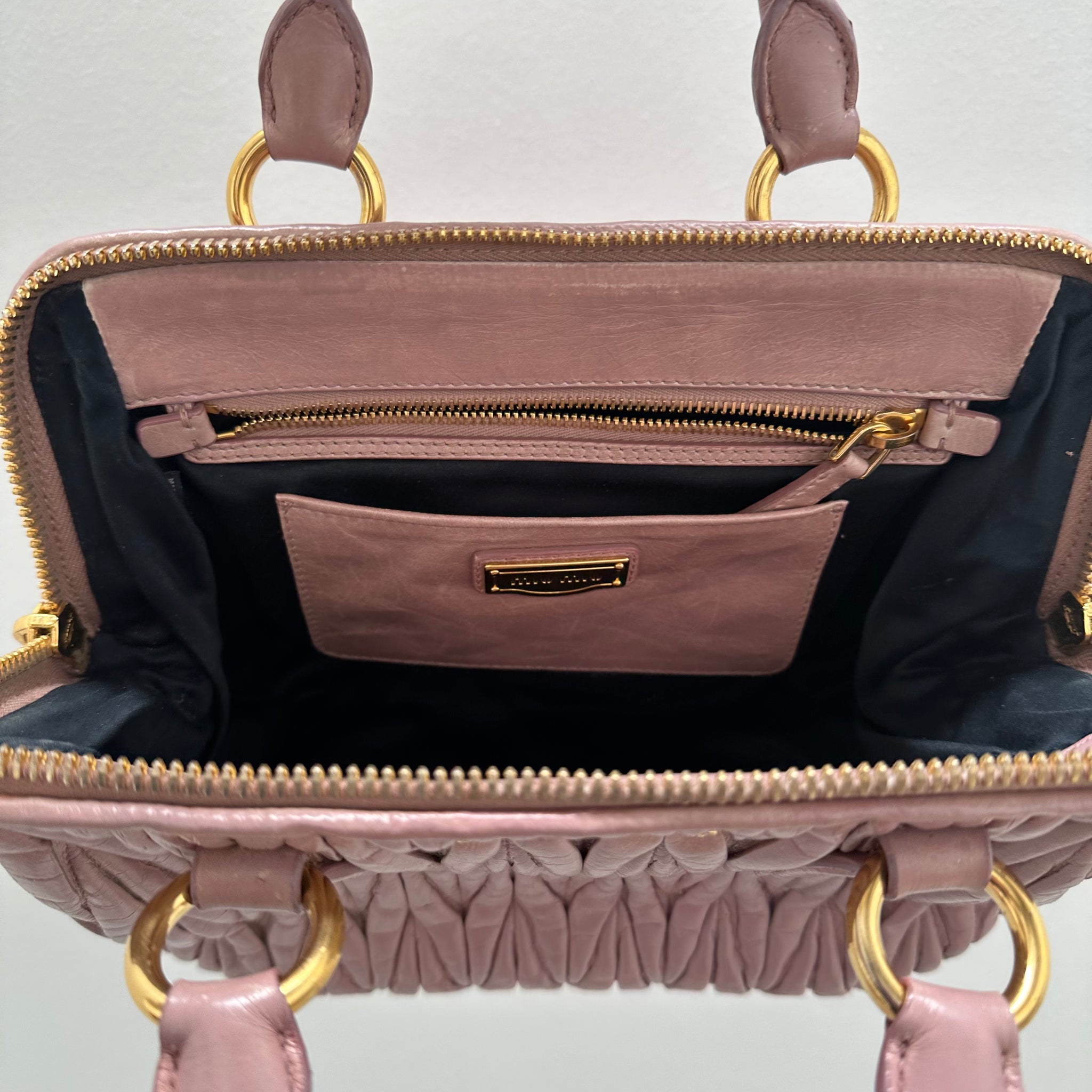 Miu Miu Wrinkle Hand Bag Leather Pink