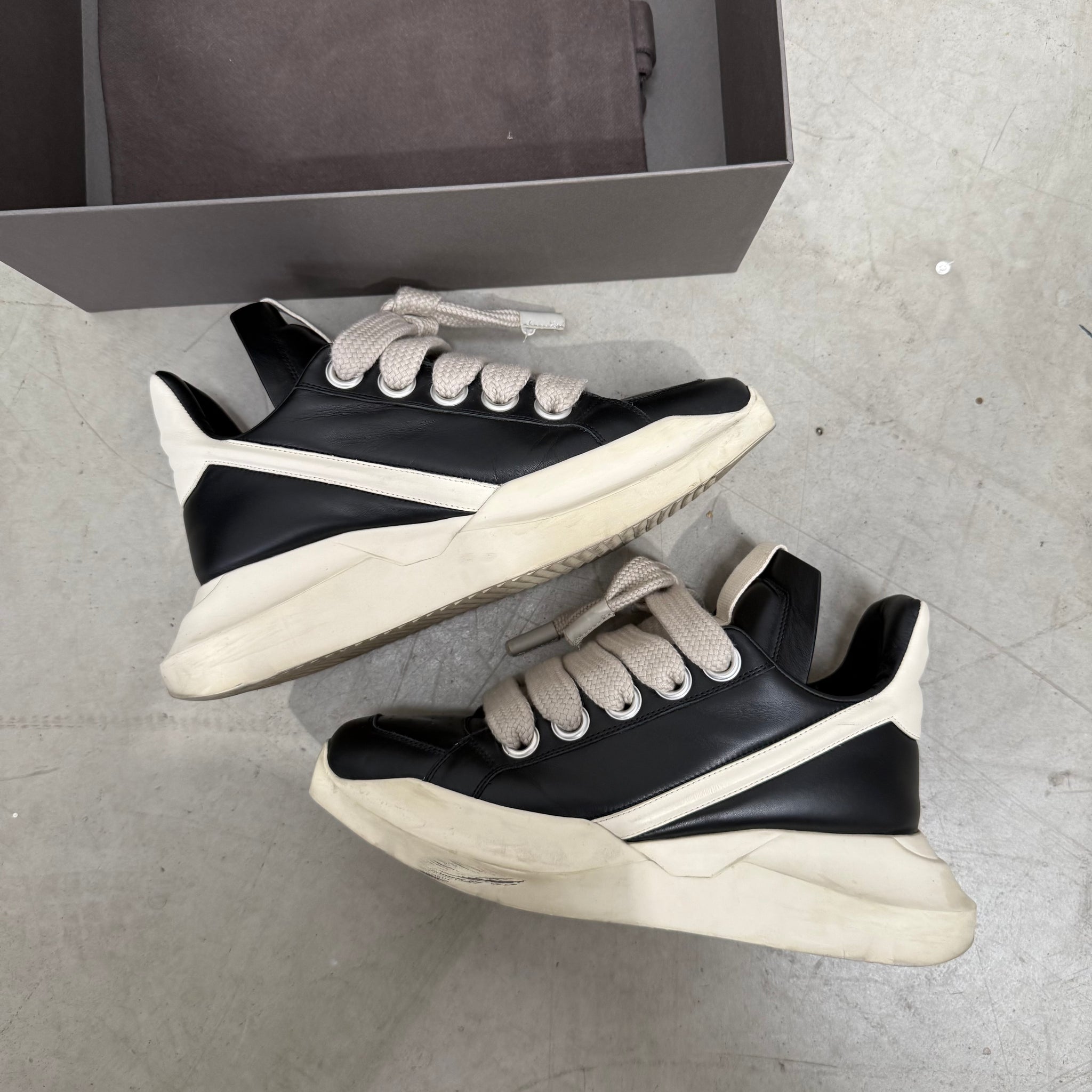 Rick Owens Geth Runner Black White EU44