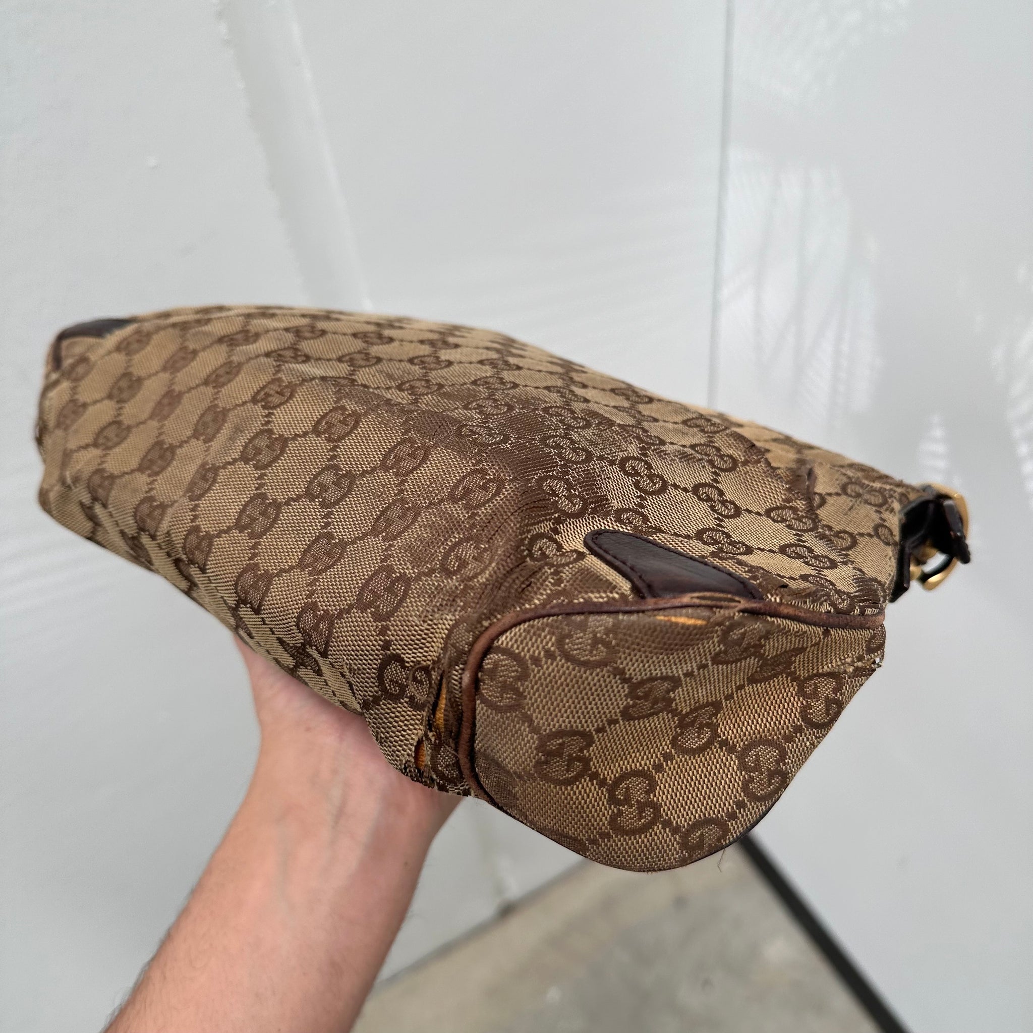 Gucci GG Horsebit Beige Shoulder Bag