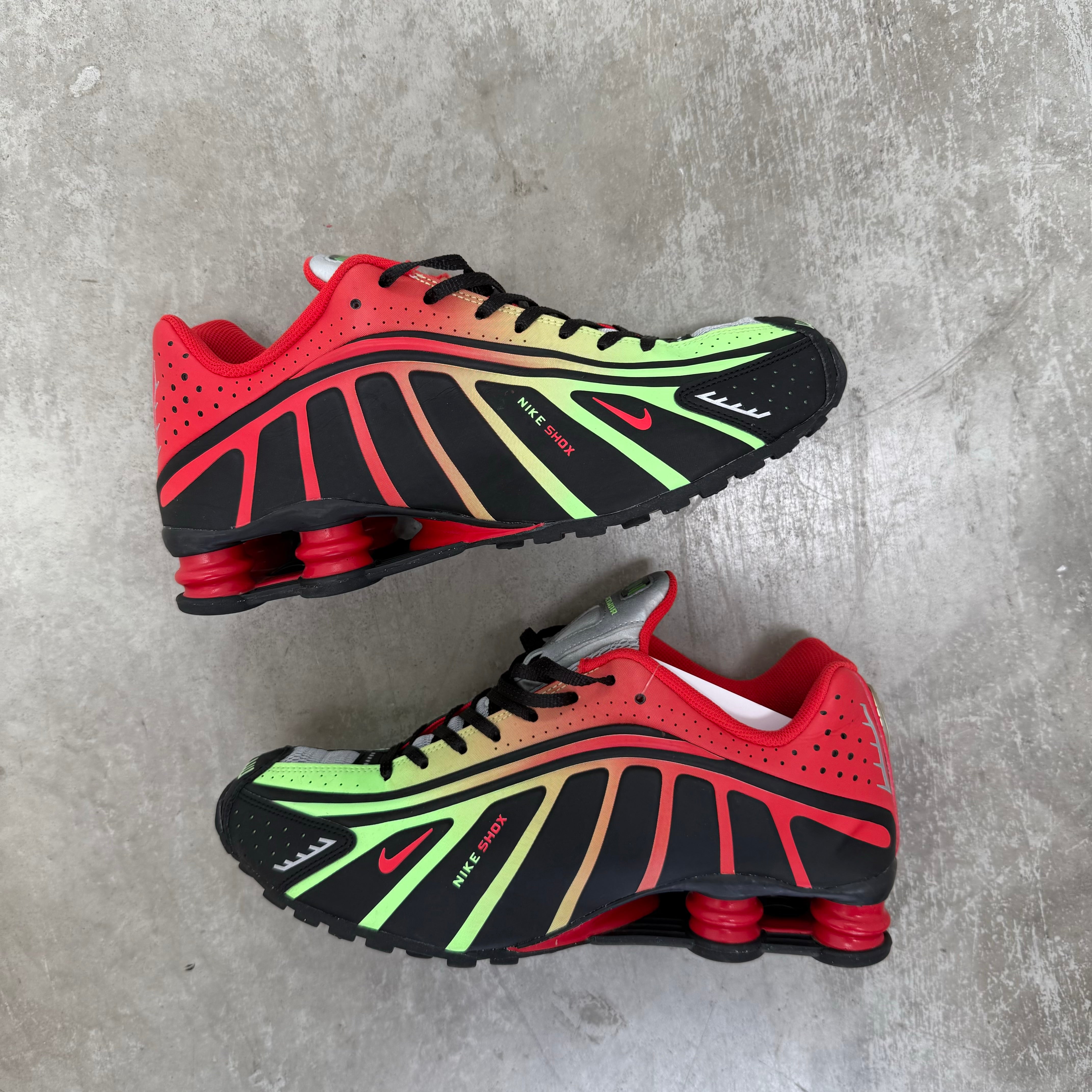 Neymar x nike shox r4 on sale