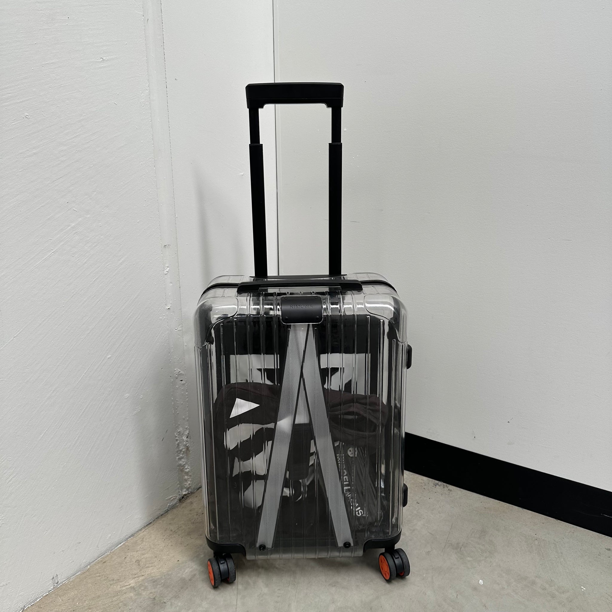Off-White Rimowa See Through Black 36L Case