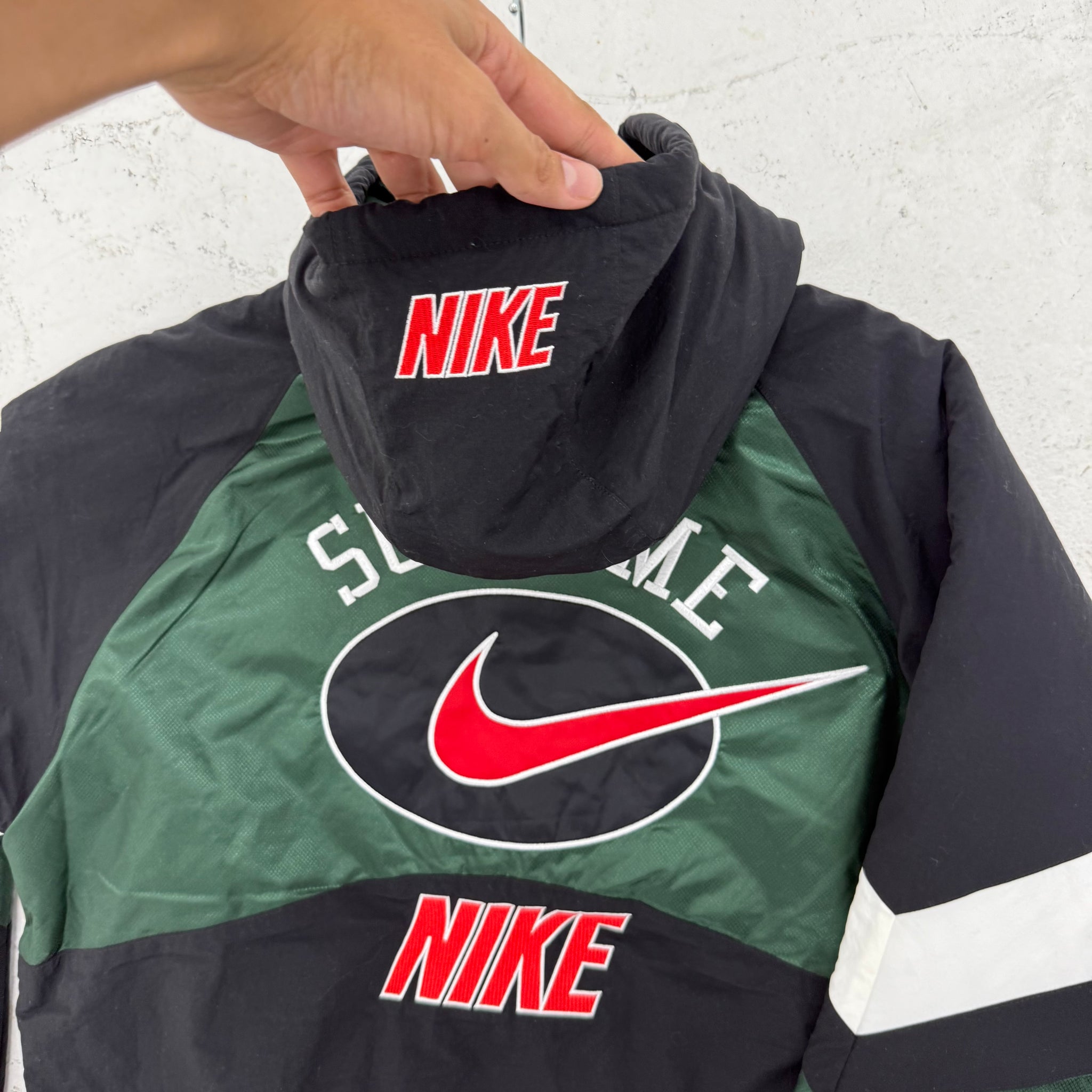 Supreme Nike Hooded Sport Jacket Green Size S