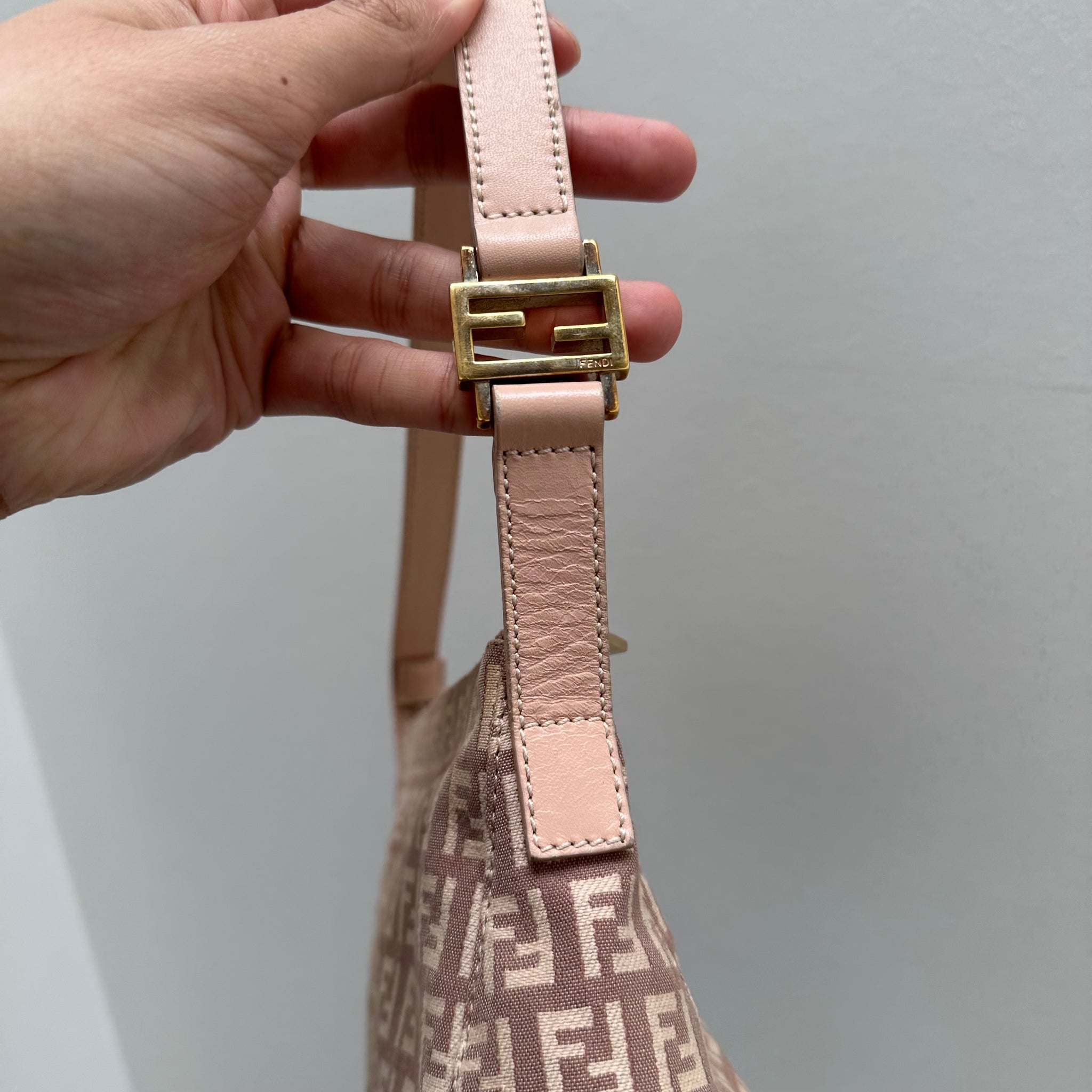 Fendi Pochette Shoulder Bag Pink Canvas