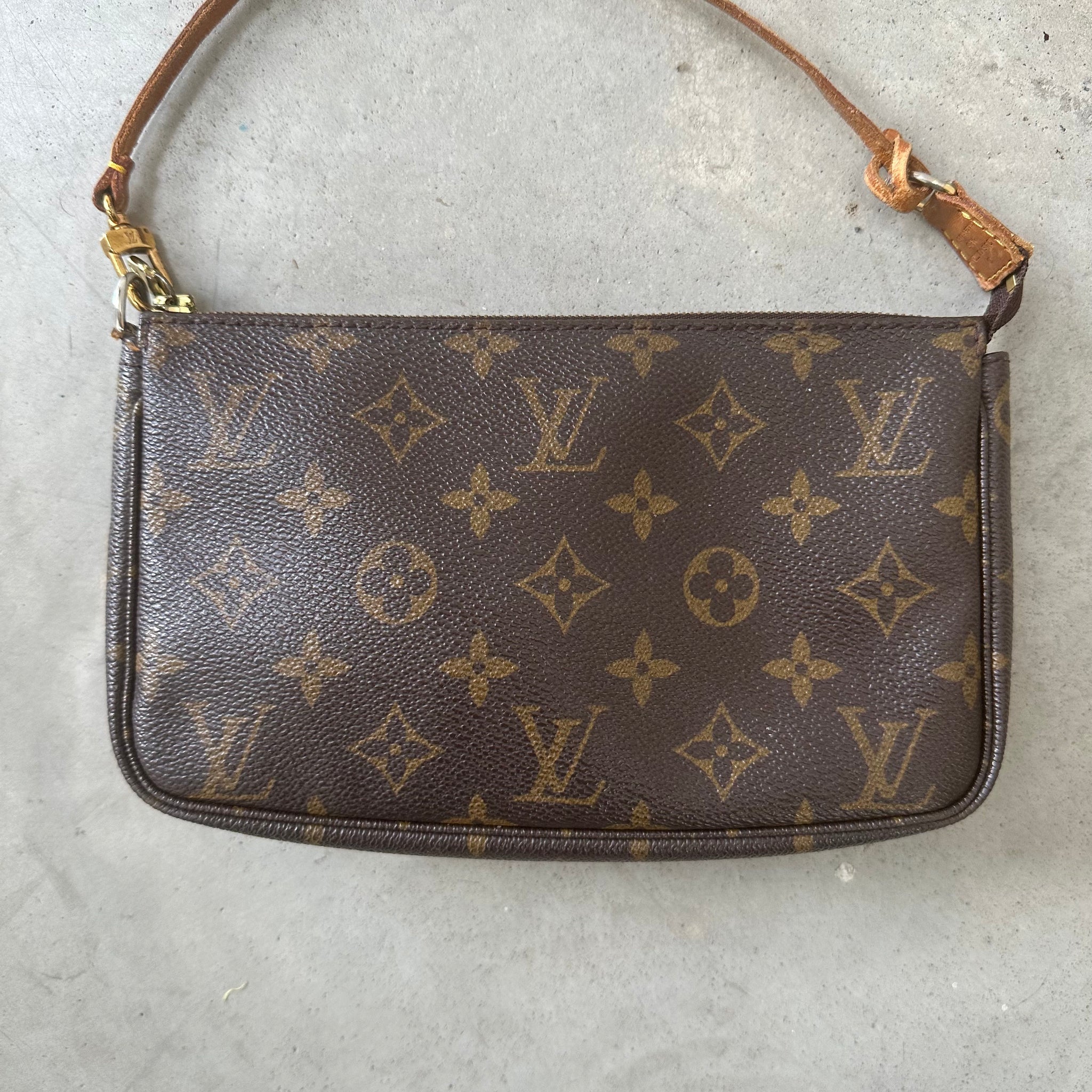Louis Vuitton Monogram Pochette Bag