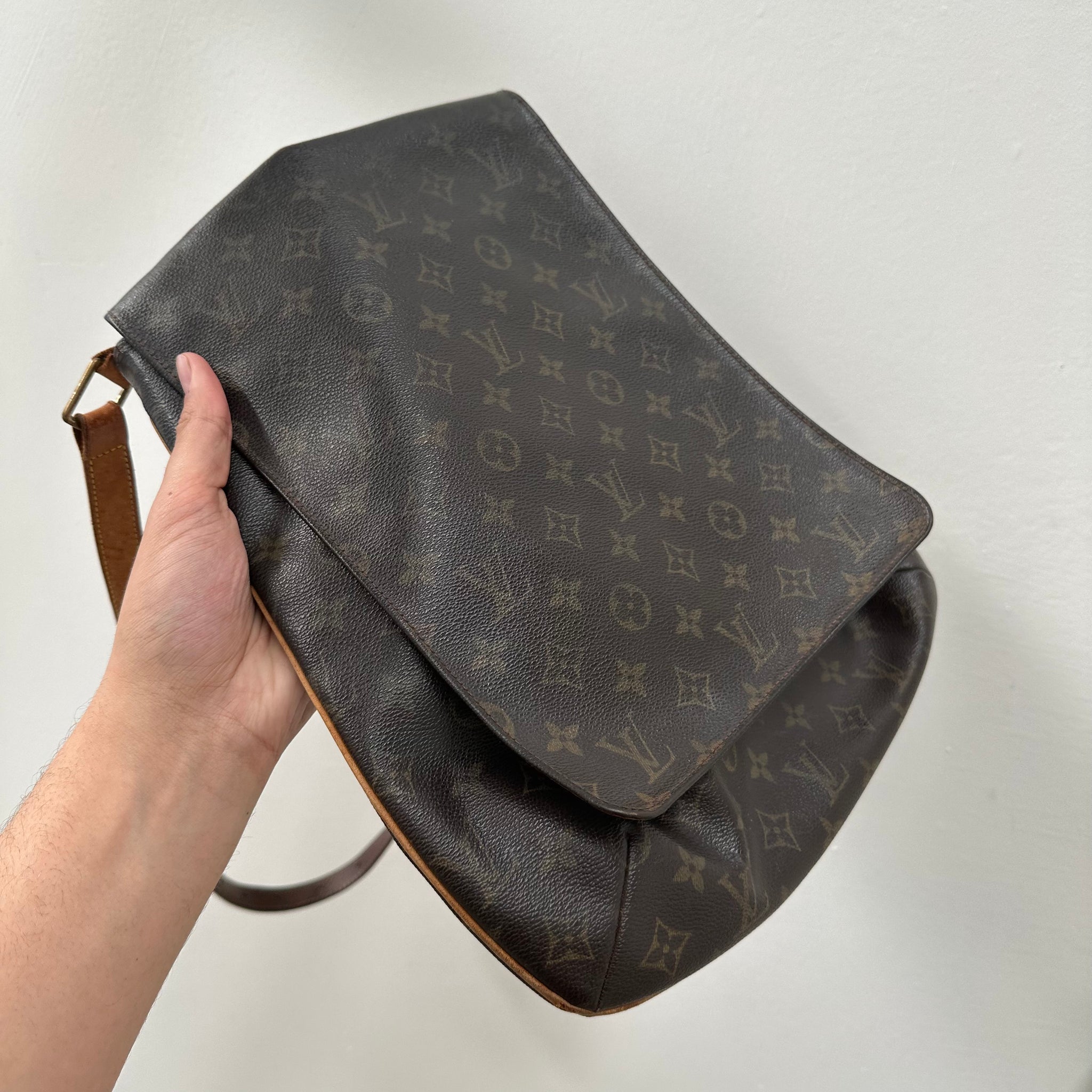Louis Vuitton Flip Musette Monogram Shoulder / Crossbody Bag