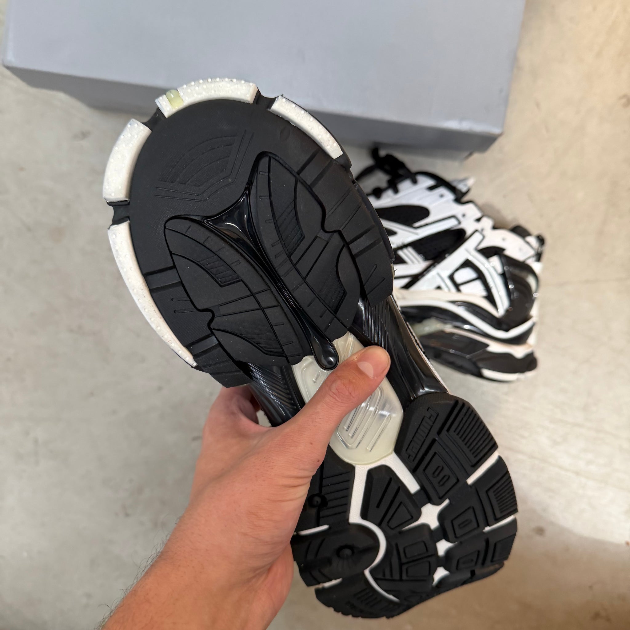 Balenciaga Black White Runner Sneaker (EU44/US11)