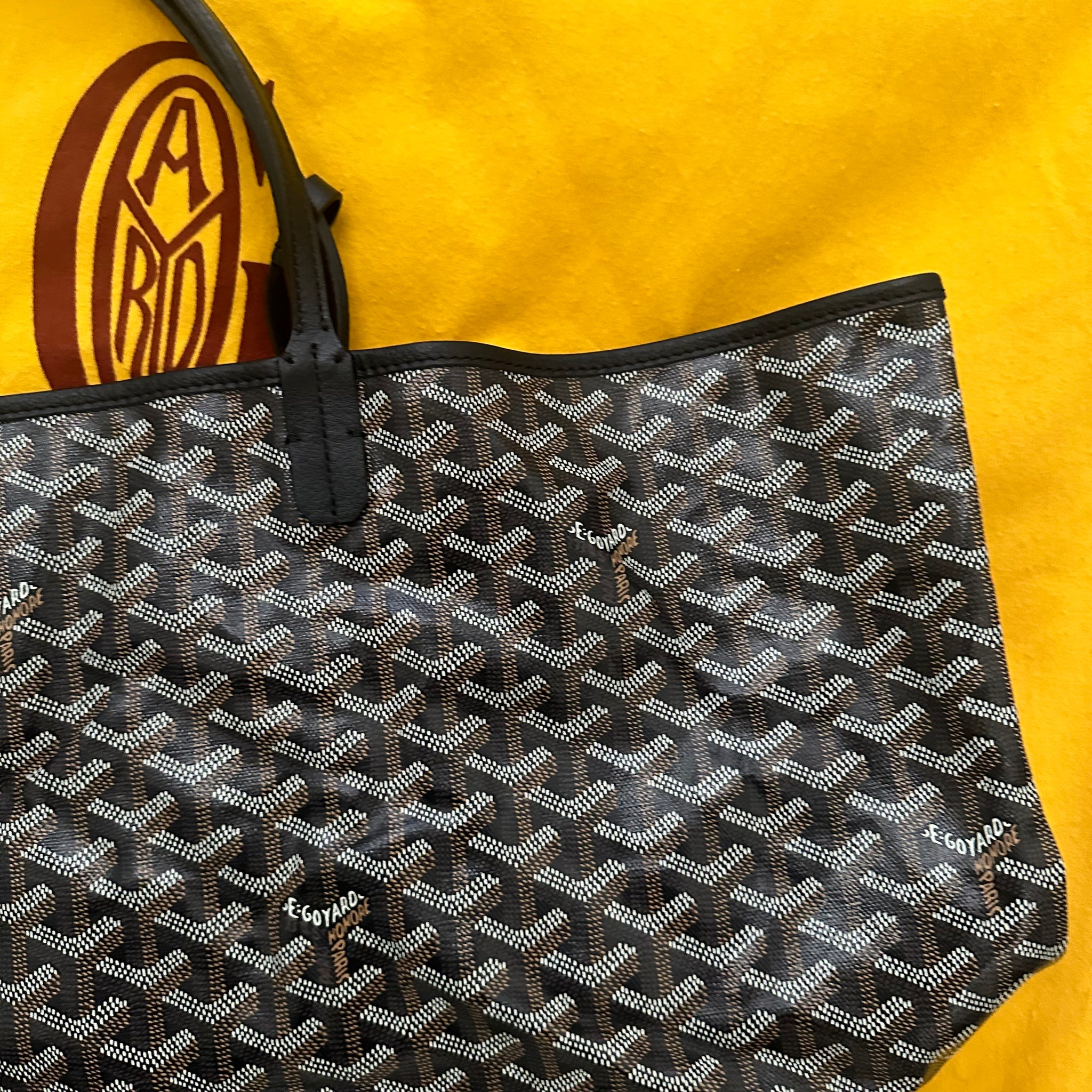 Goyard Saint Louis Tote PM Black