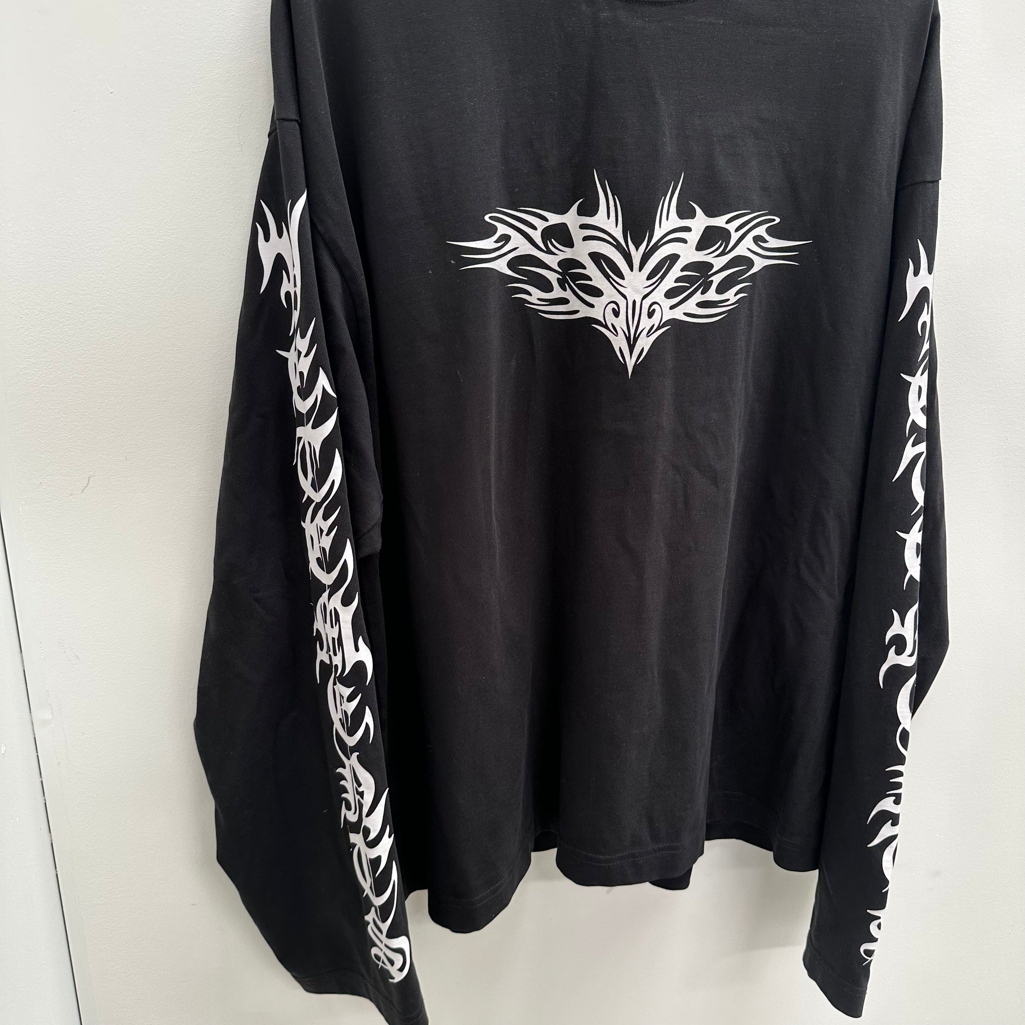 Vetements Black Gothic Logo Long Sleeve T-Shirt (fits L-XL)