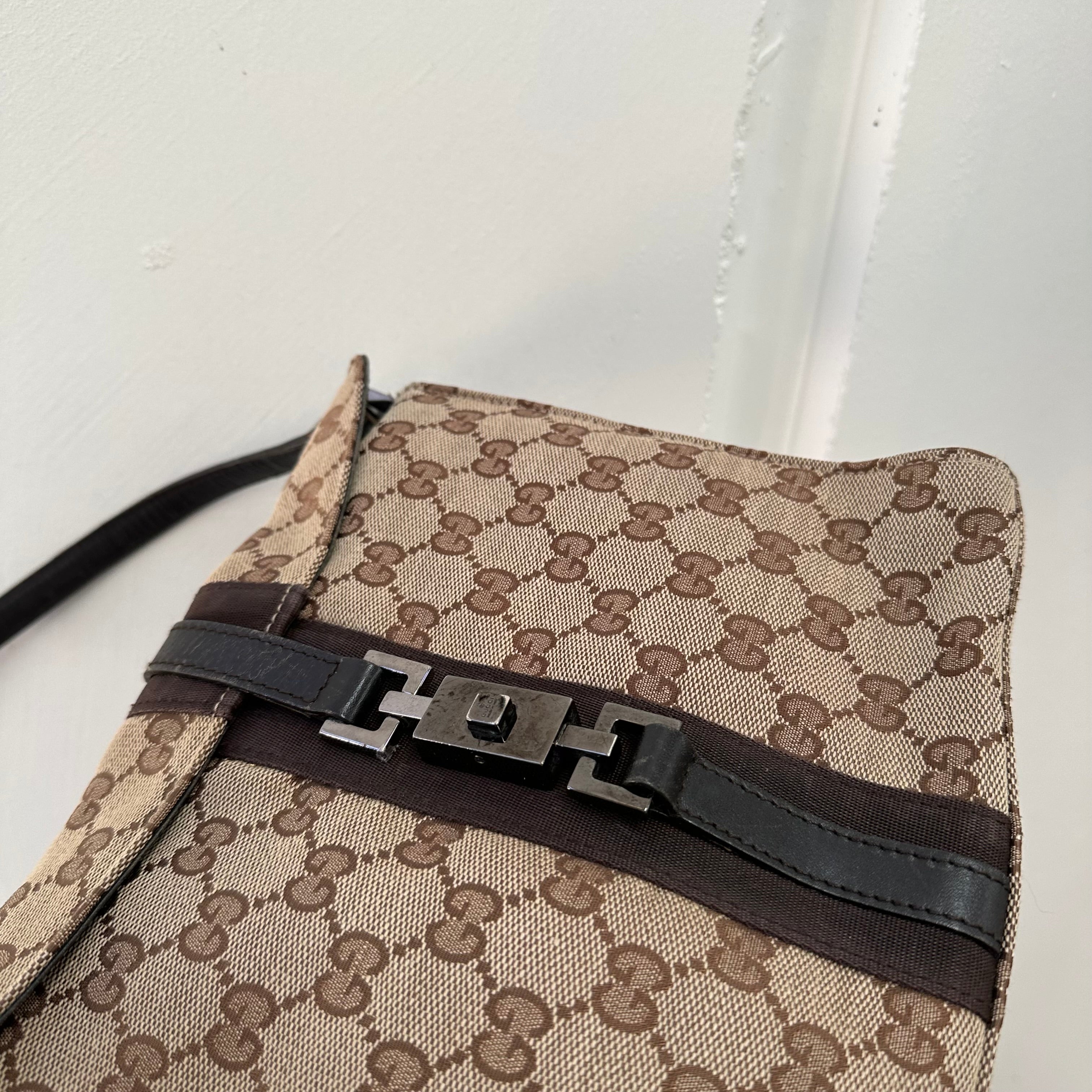 Gucci GG Canvas Jackie Hand Bag Beige