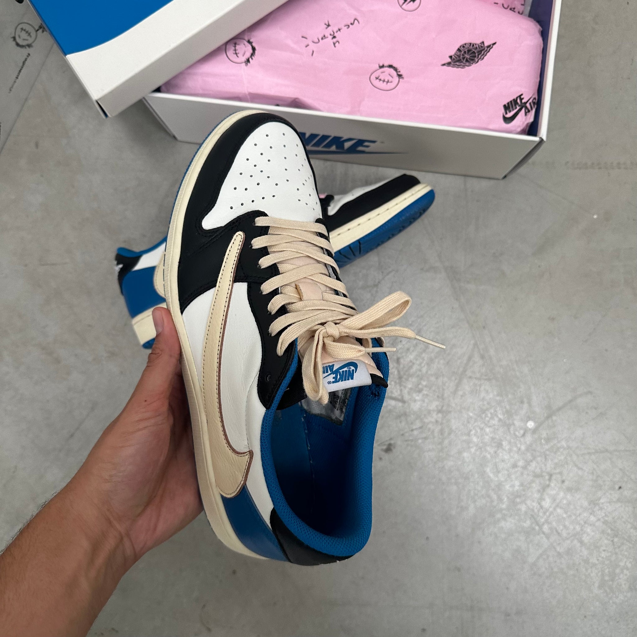 Nike Jordan 1 Retro Low OG SP Fragment x Travis Scott (US12)