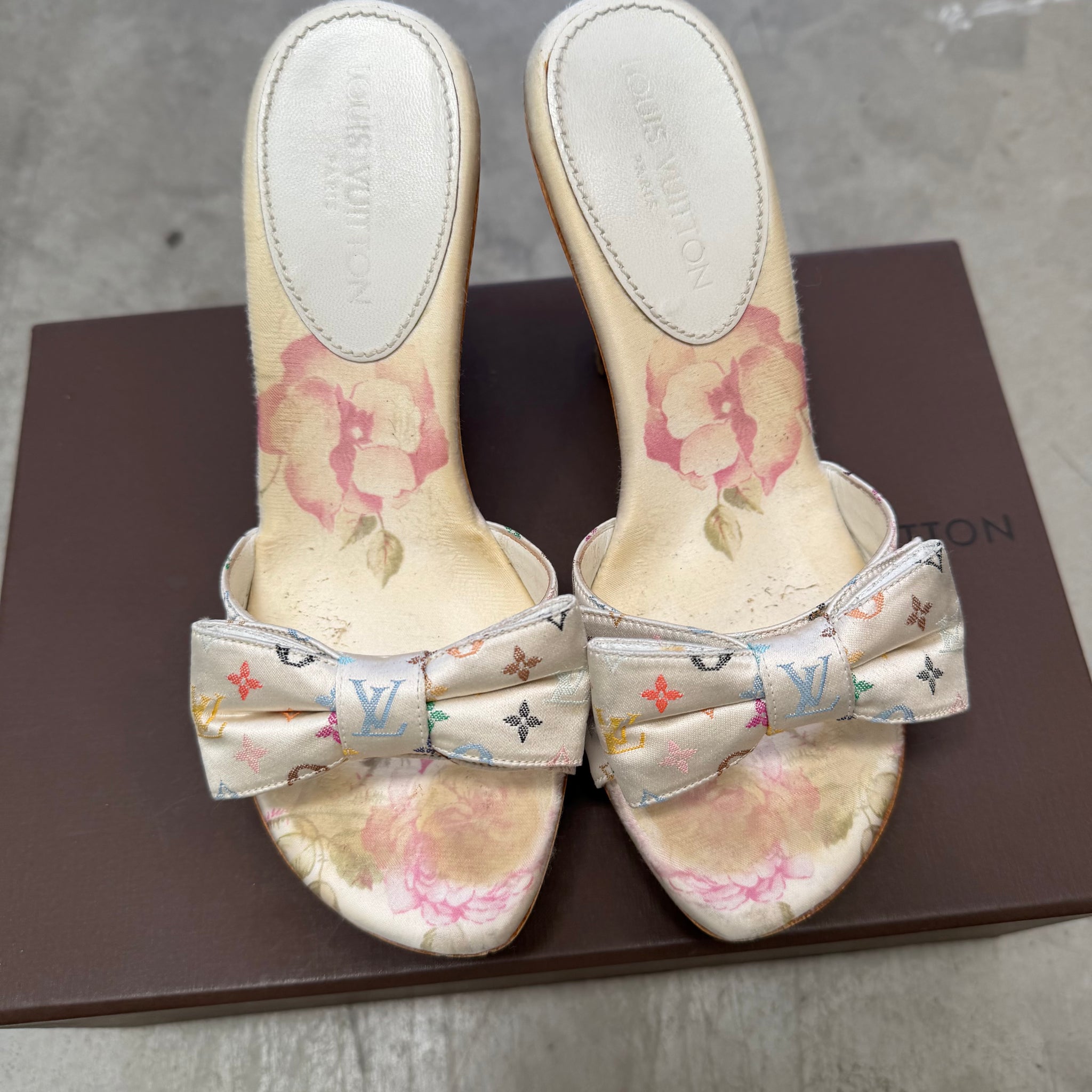 Louis Vuitton Takashi Murakami Satin Multicolour Heels (Size 34.5)