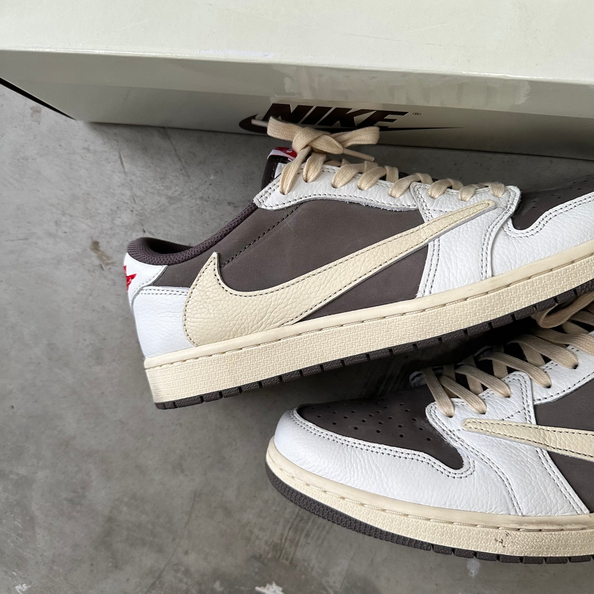 Nike Jordan 1 Retro Low Travis Scott Reverse Mocha (US11)