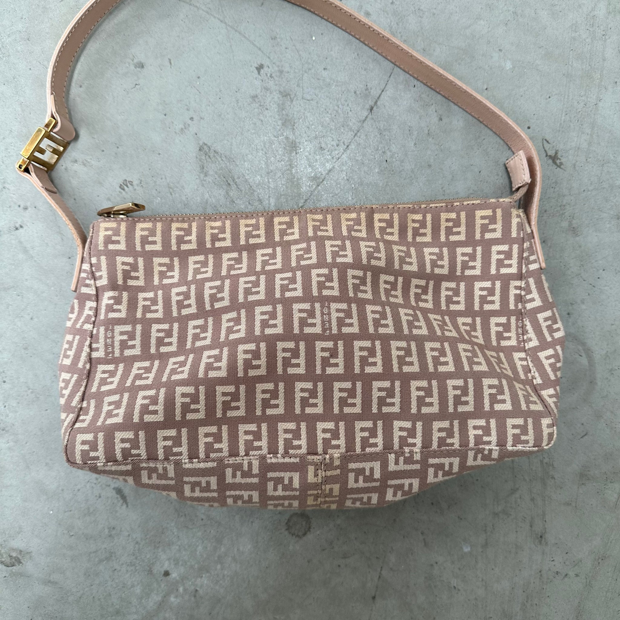 Fendi Pochette Shoulder Bag Pink Canvas