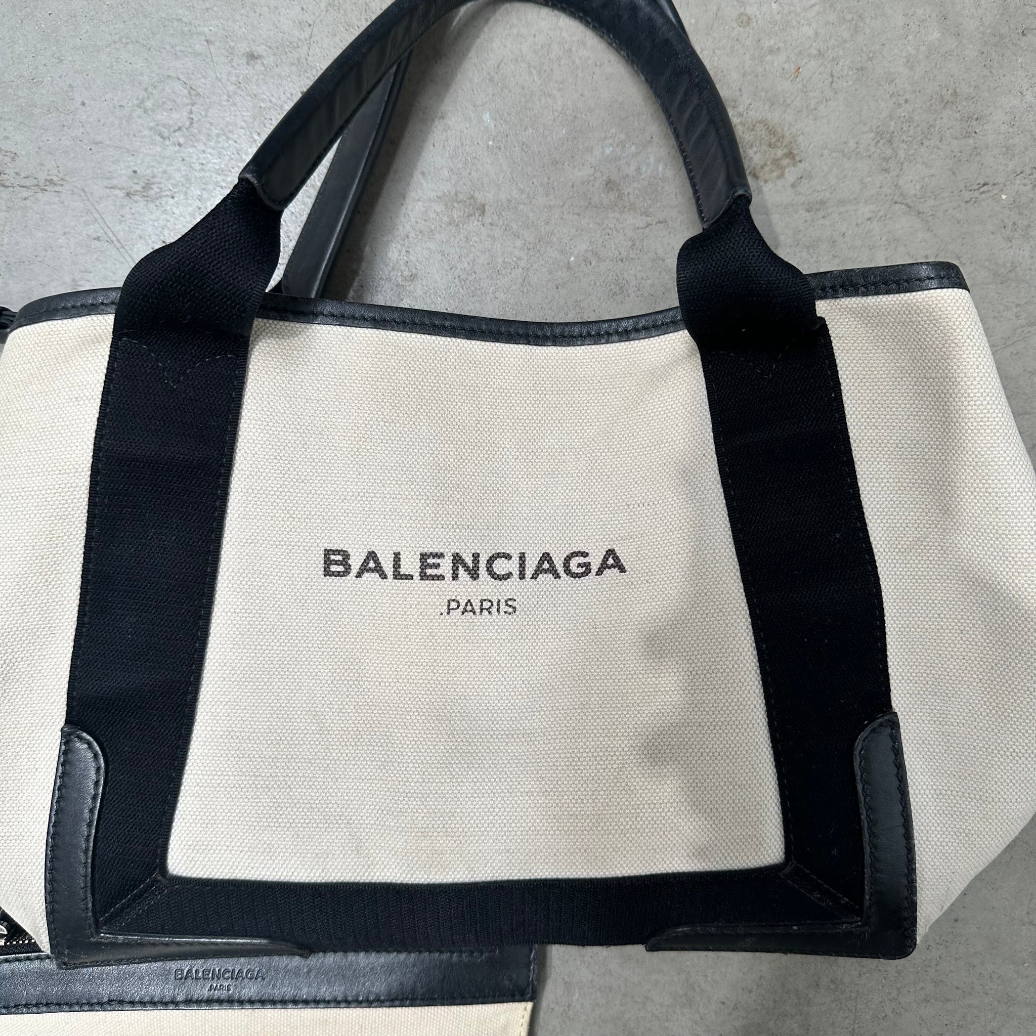 Balenciaga Cabas Tote Bag White/Black