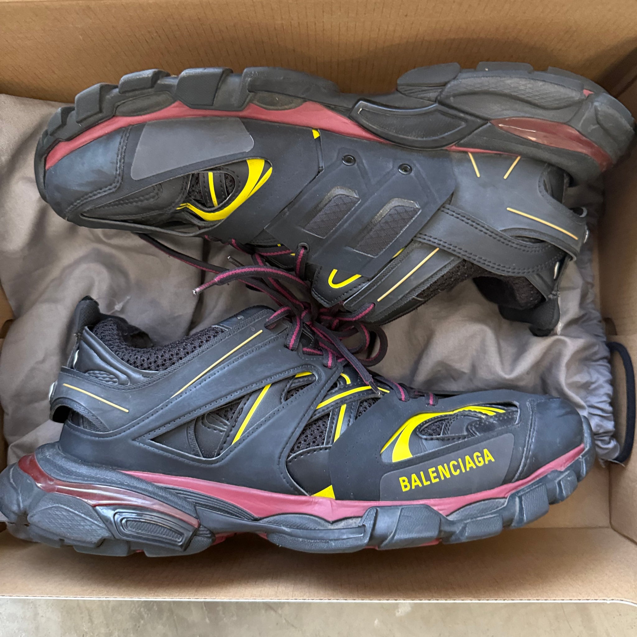 Balenciaga Track Runner Black/Red (Size US11/44)