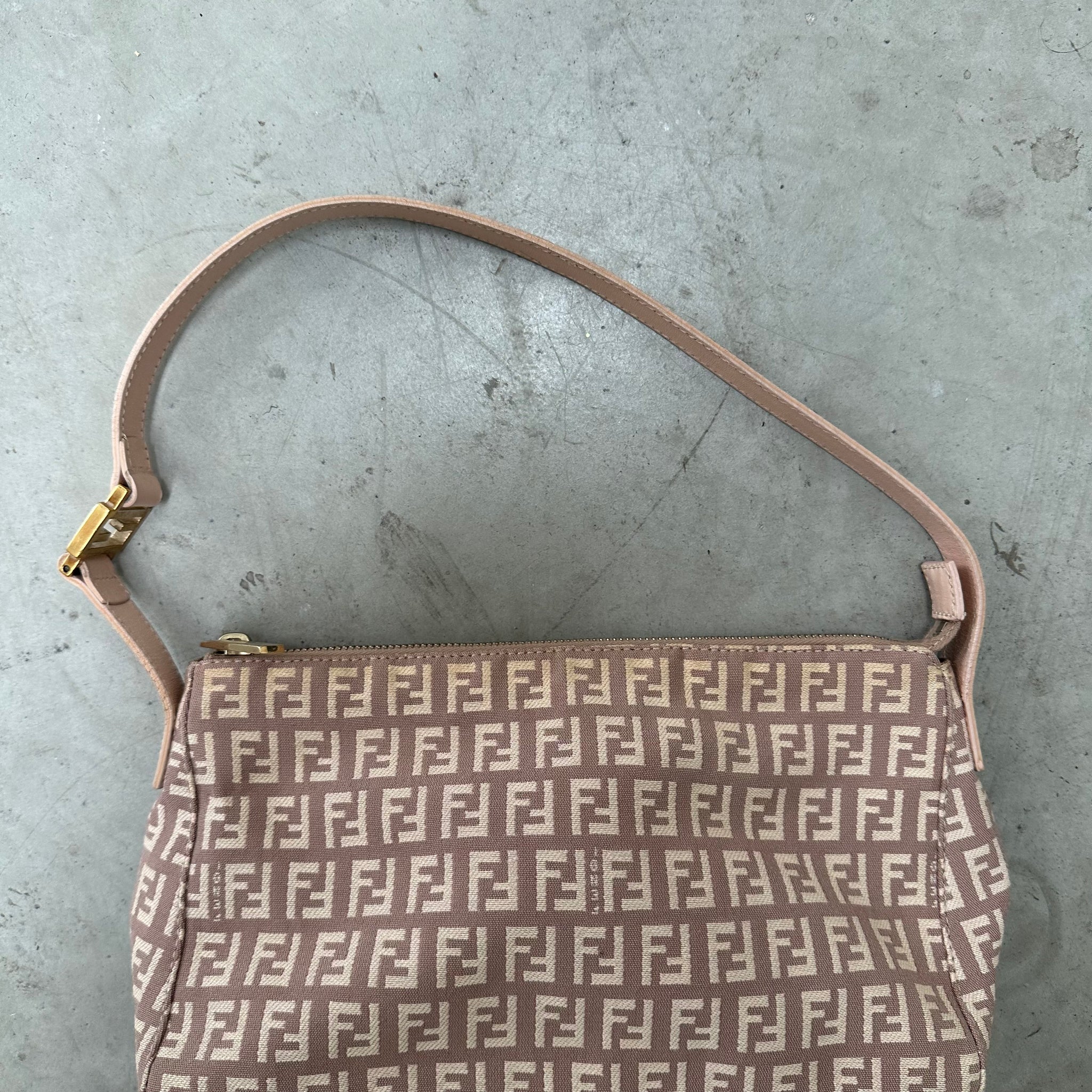 Fendi Pochette Shoulder Bag Pink Canvas