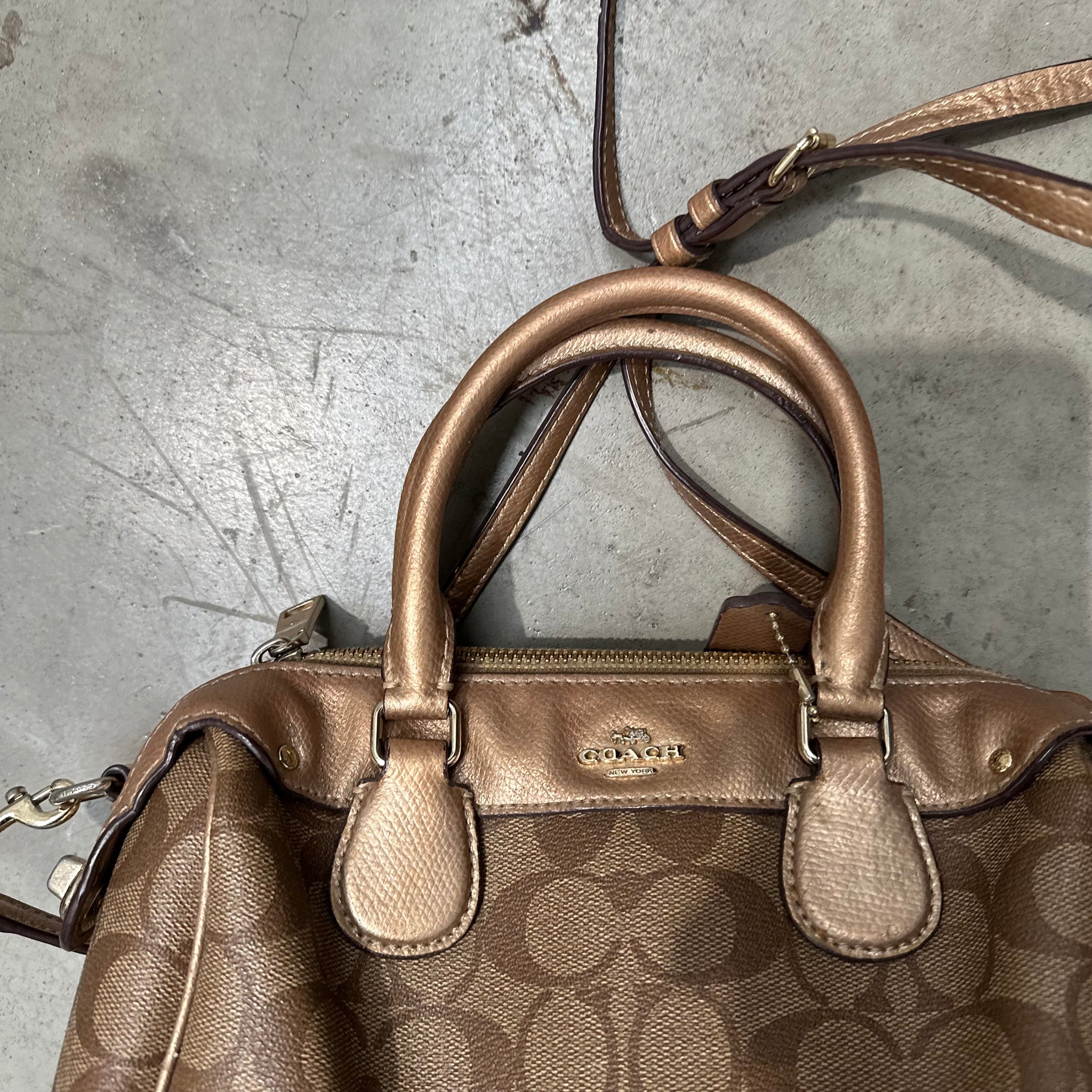 Coach Signature Print Hand Bag Brown