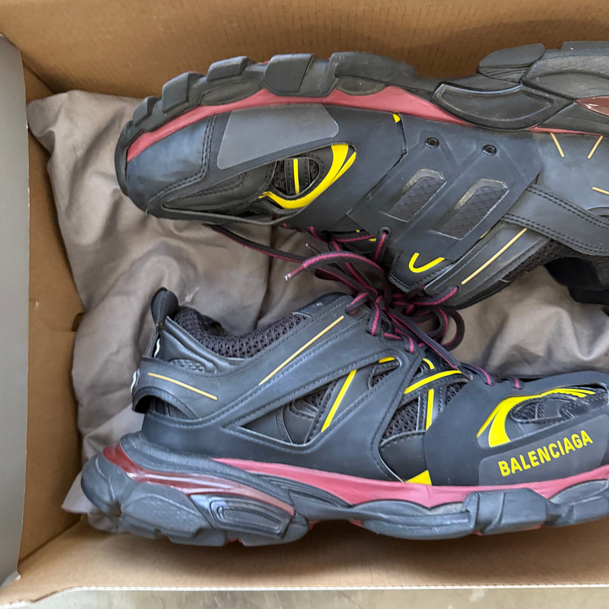 Balenciaga Track Runner Black/Red (Size US11/44)