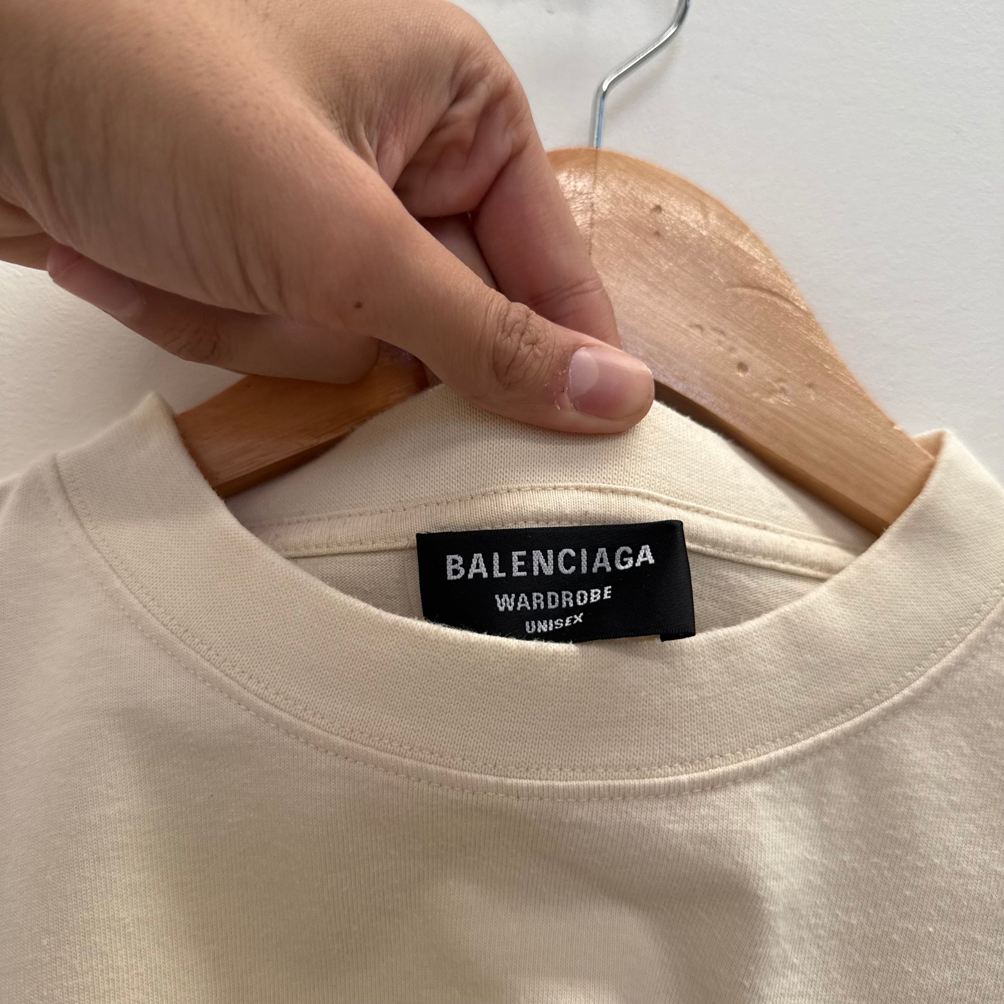 Balenciaga Embroided Campaign Cream Logo T Shirt (fits L-XL)