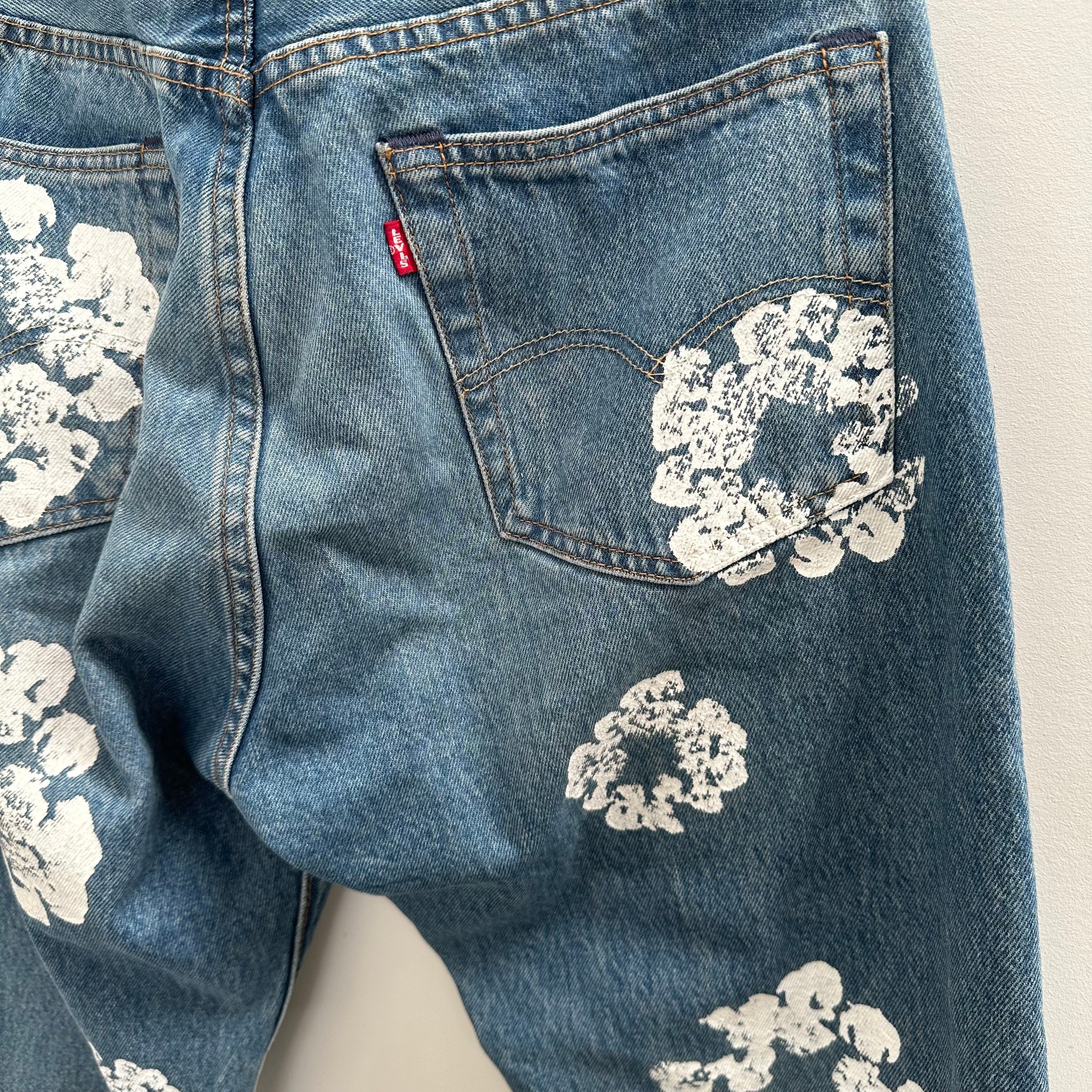 Denim Tears Levi's Cotton Wreath Jeans 32 X 32