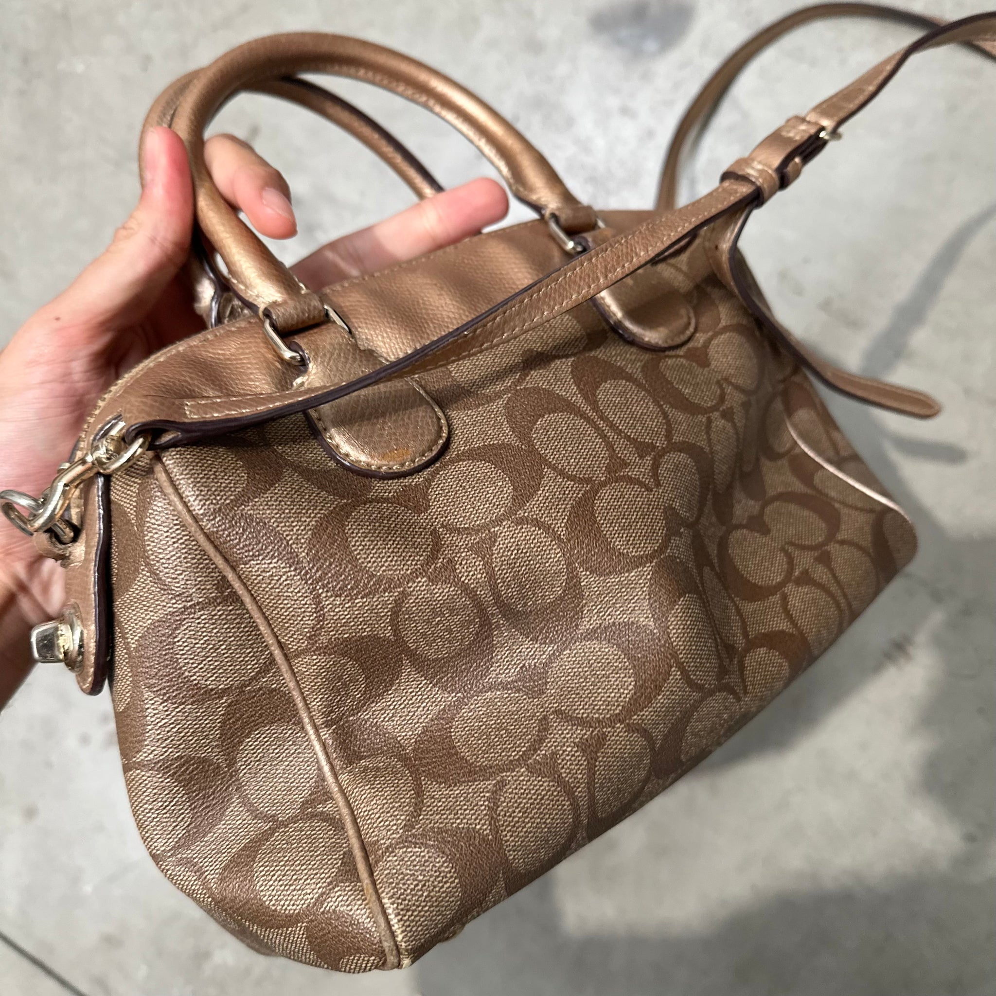 Coach Signature Print Hand Bag Brown