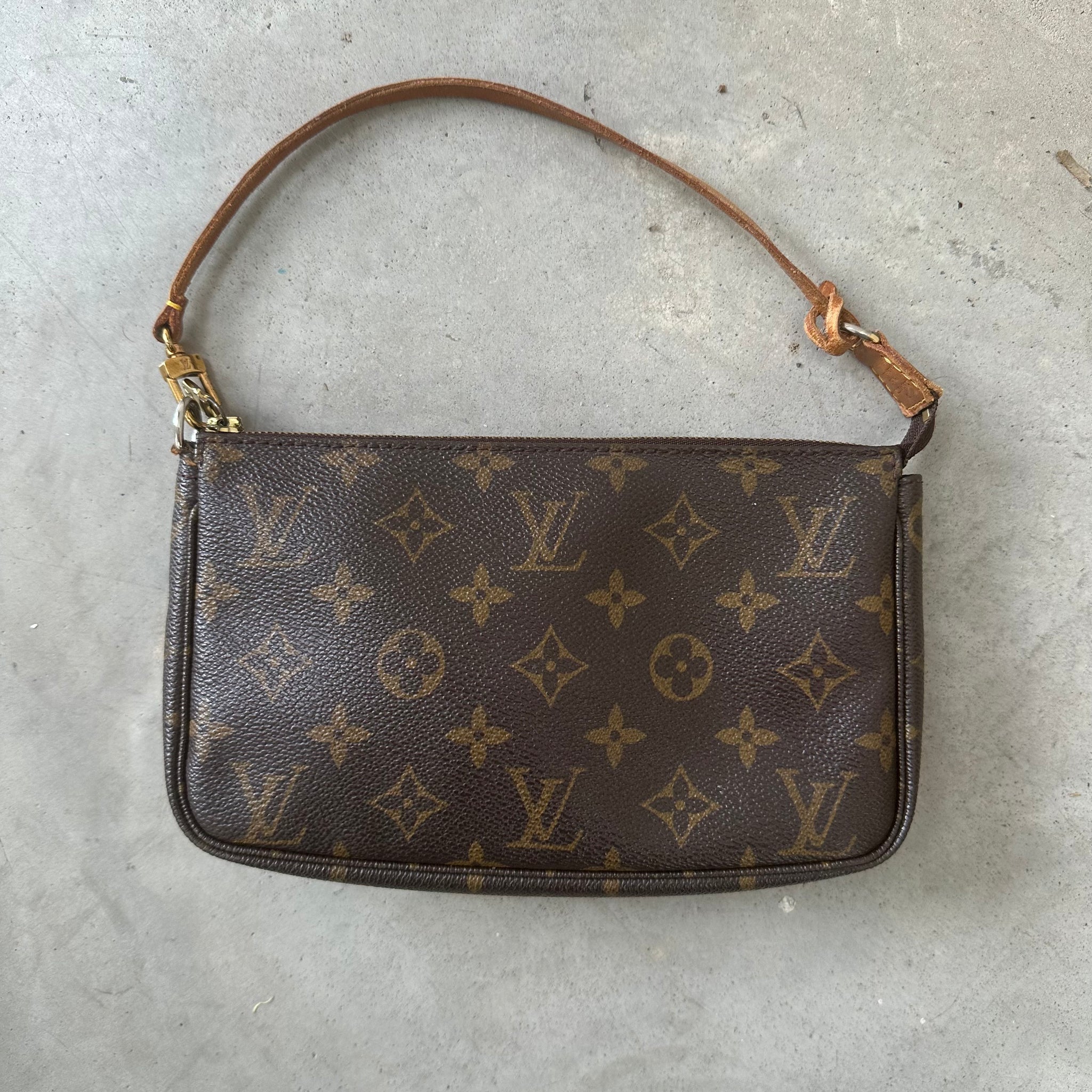 Louis Vuitton Monogram Pochette Bag