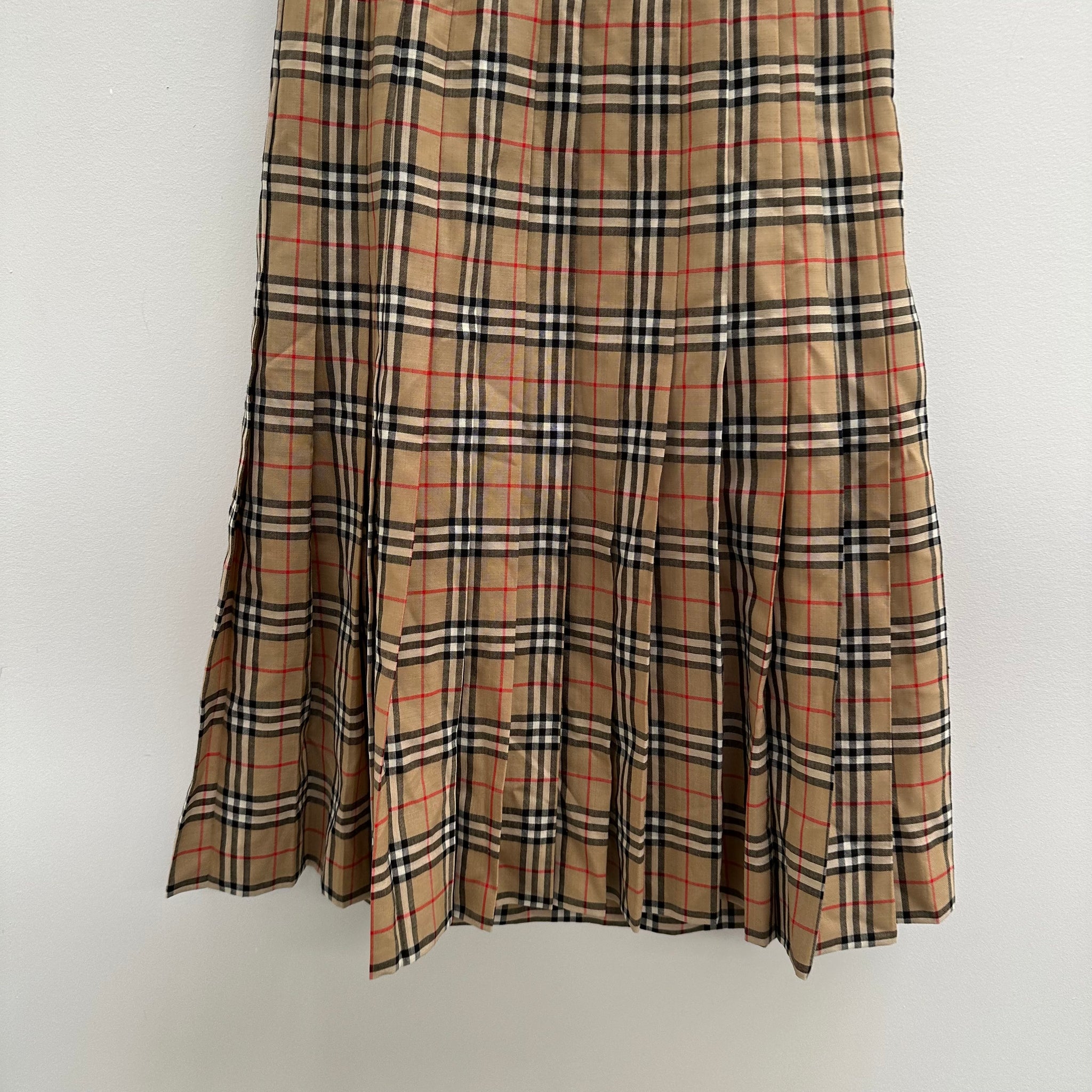Burberry Vintage Check Print Skirt