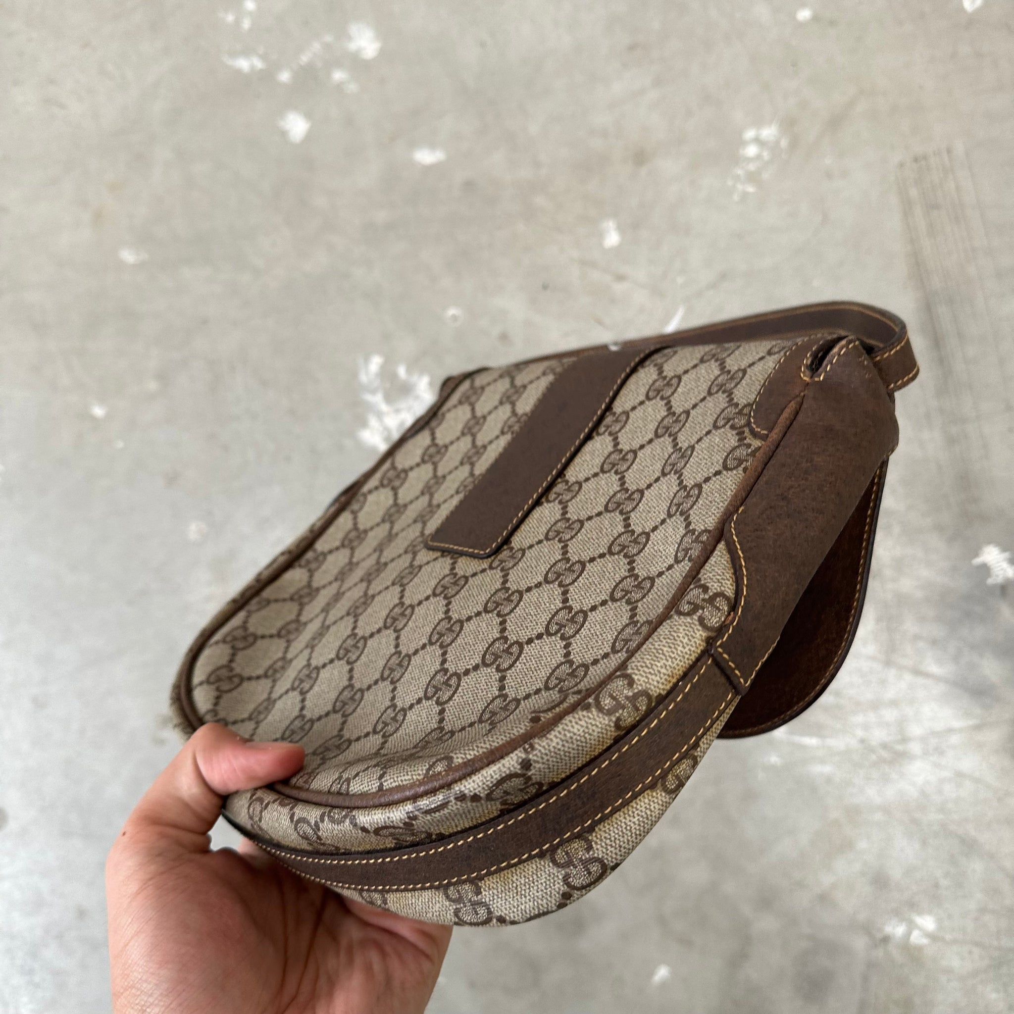 Gucci Centre Logo GG Print Shoulder Bag