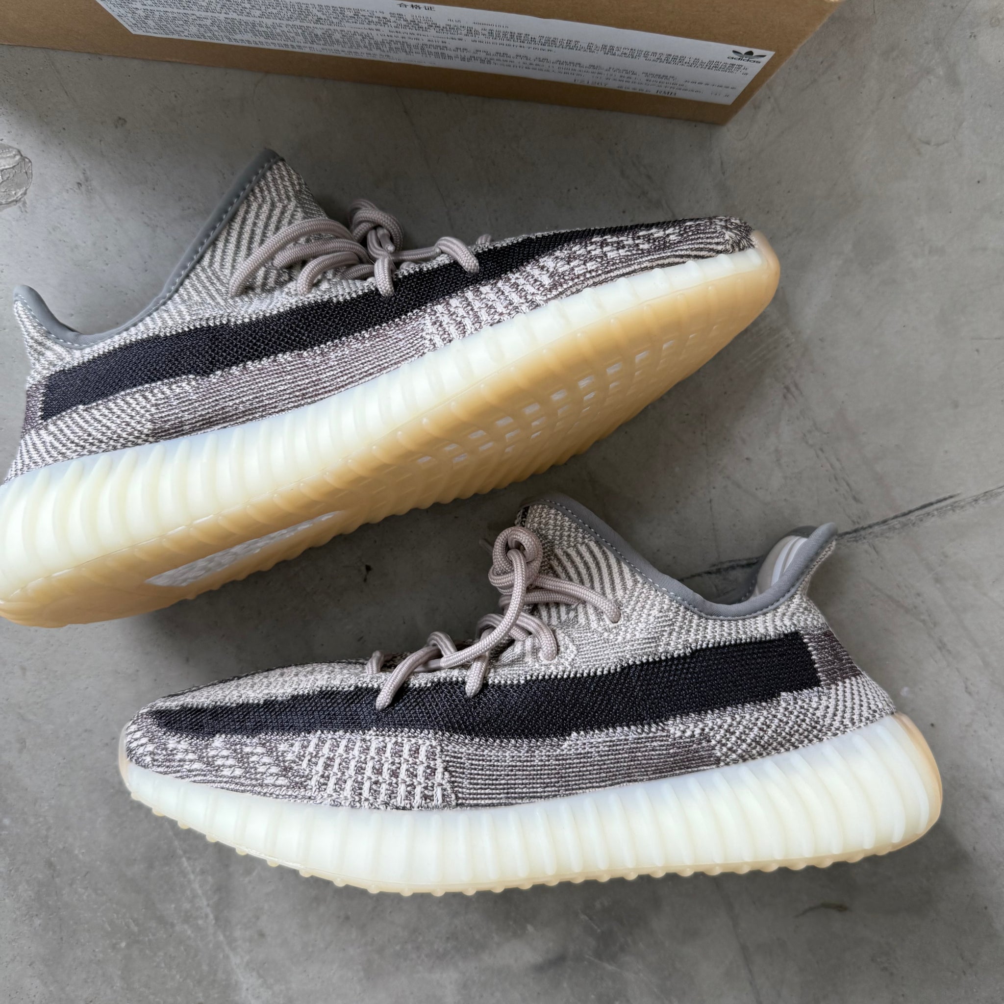 Adidas Yeezy Boost 350 V2 Zyon (US10)