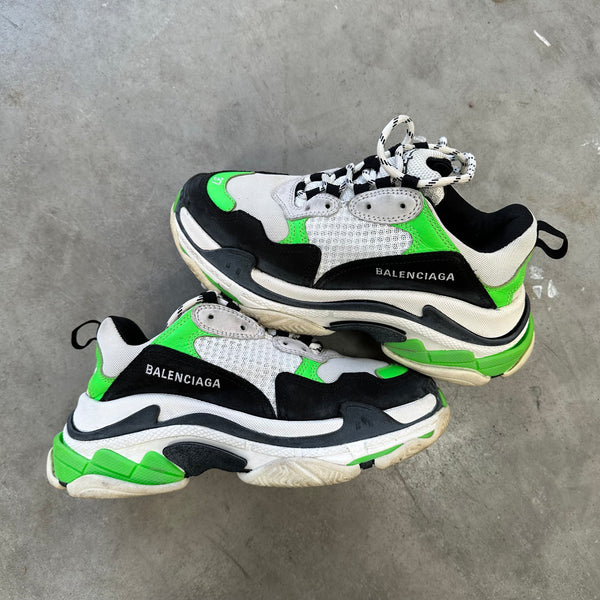 Green neon sale balenciaga