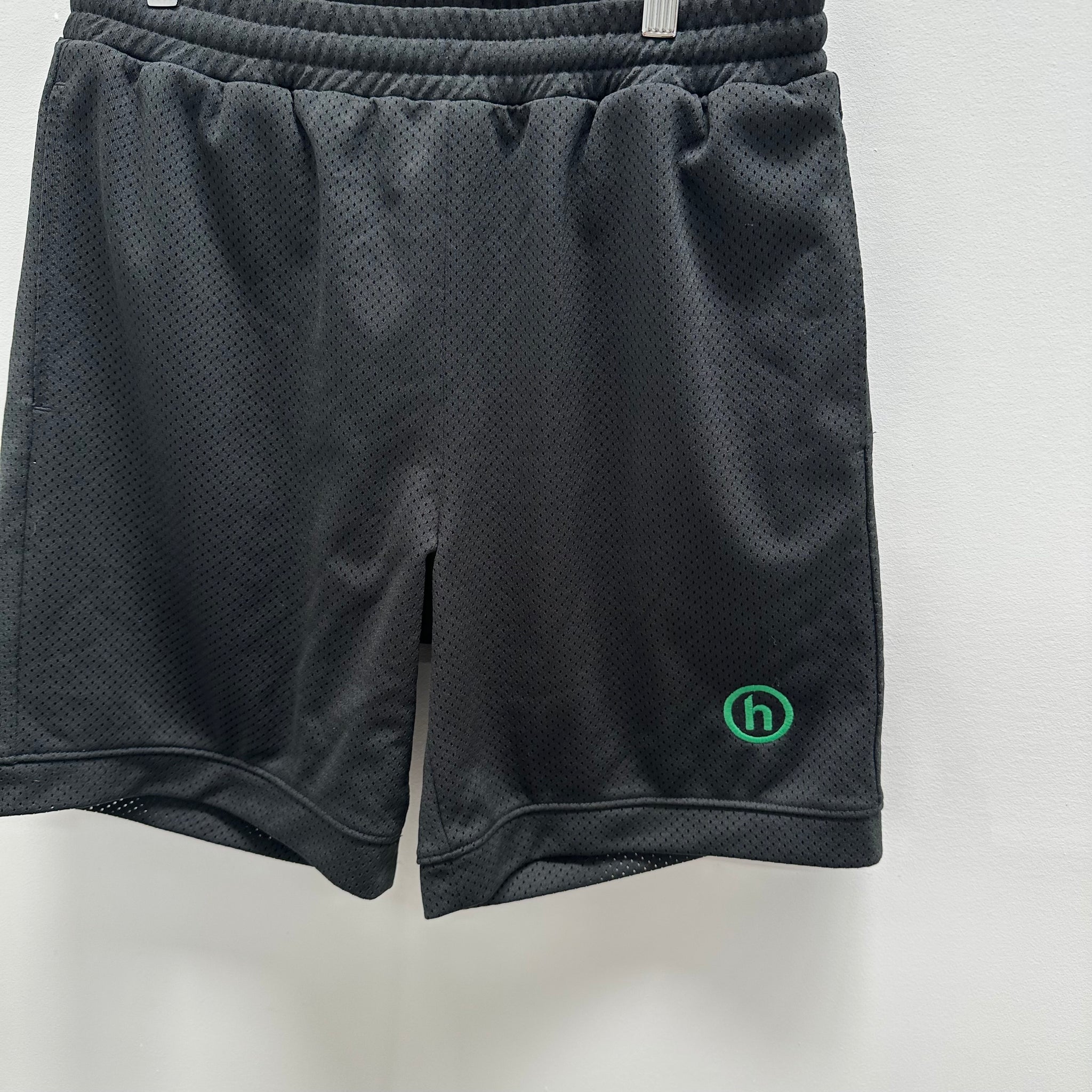 Hidden NY Mesh Shorts Black (Size S)