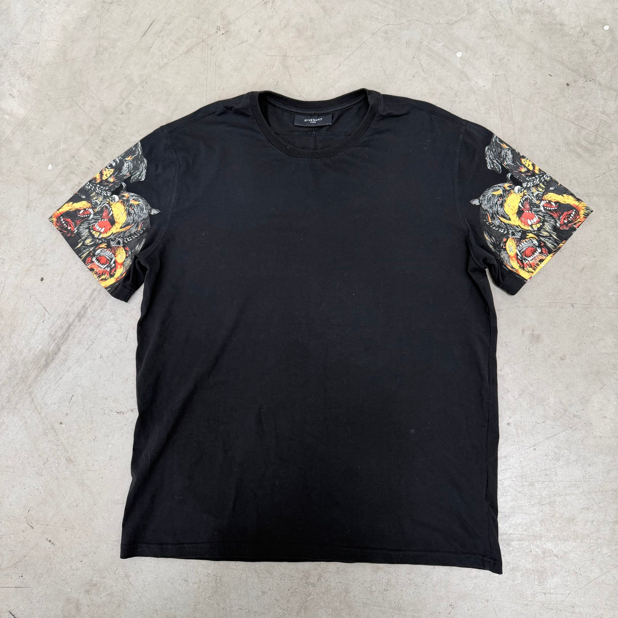 Givenchy Rottweiler Graphic Sleeve T Shirt Black (Size XL)