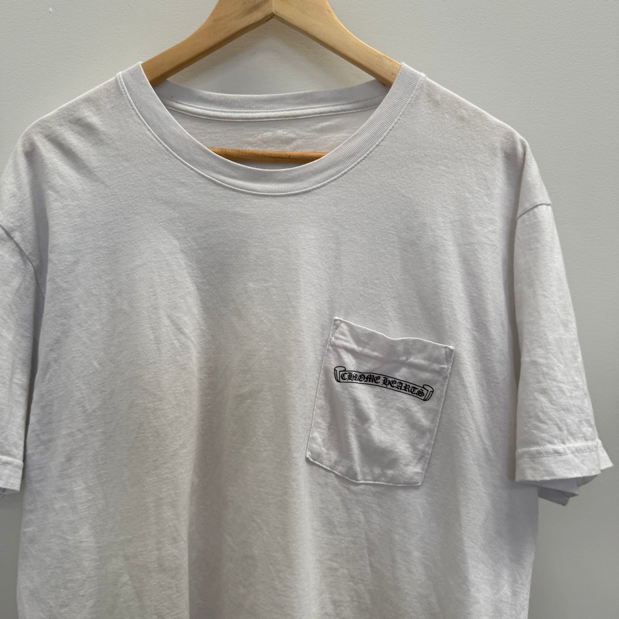 Chrome Hearts Horse Shoe Logo Pocket T-shirt (Size XL)