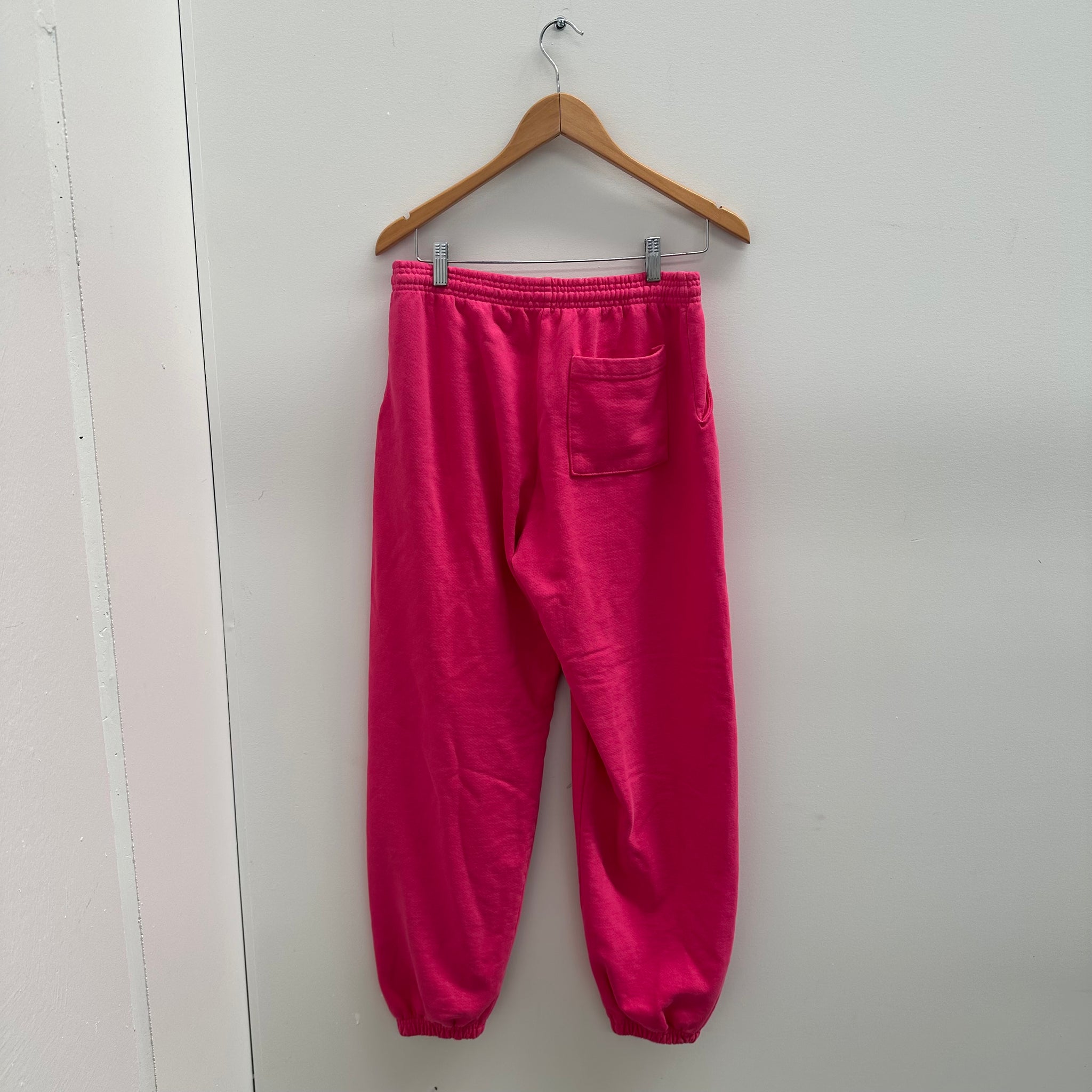 Sp5der P*NK Sweatpants Pink (Size L)