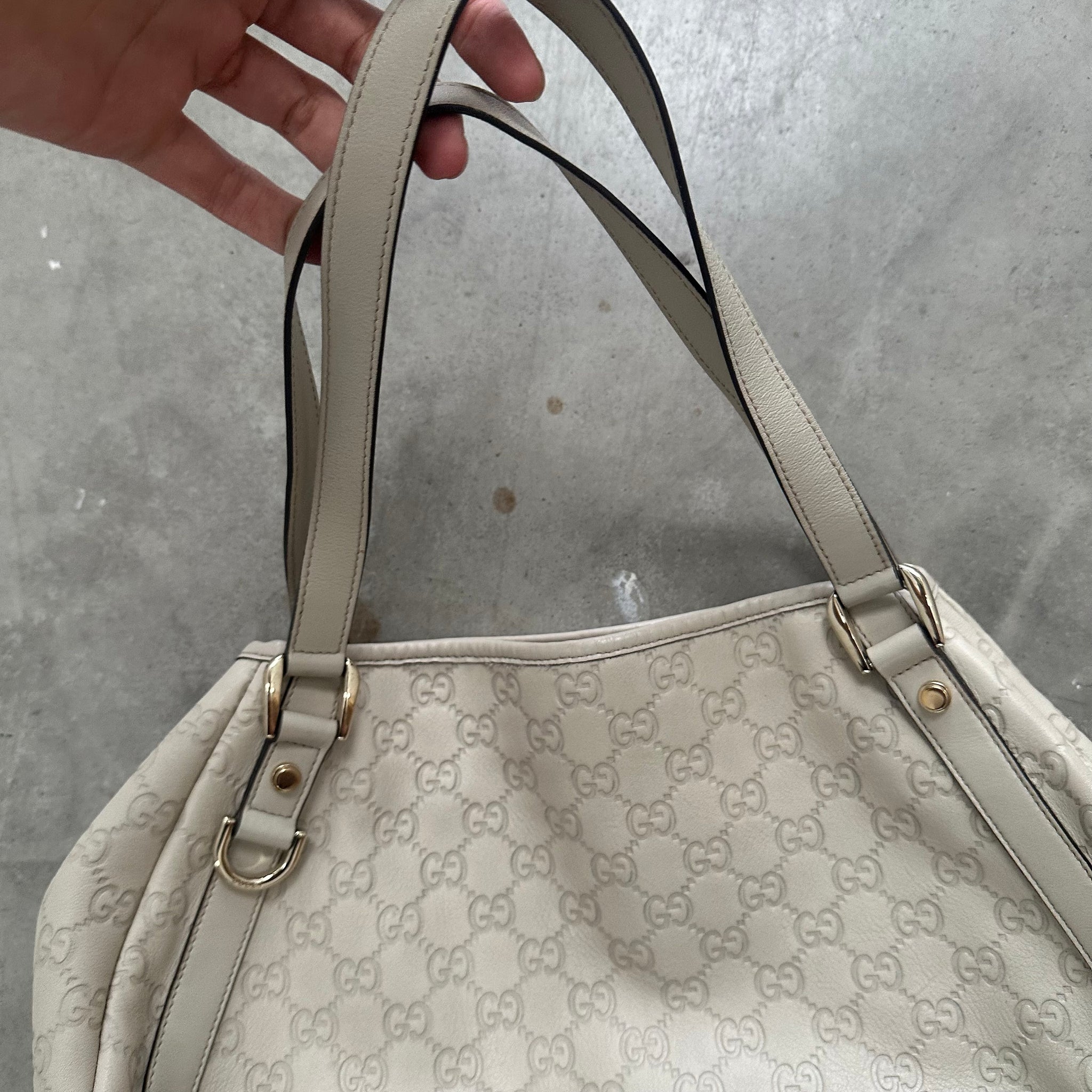 Gucci Guccissima Abbey Shoulder Tote Bag