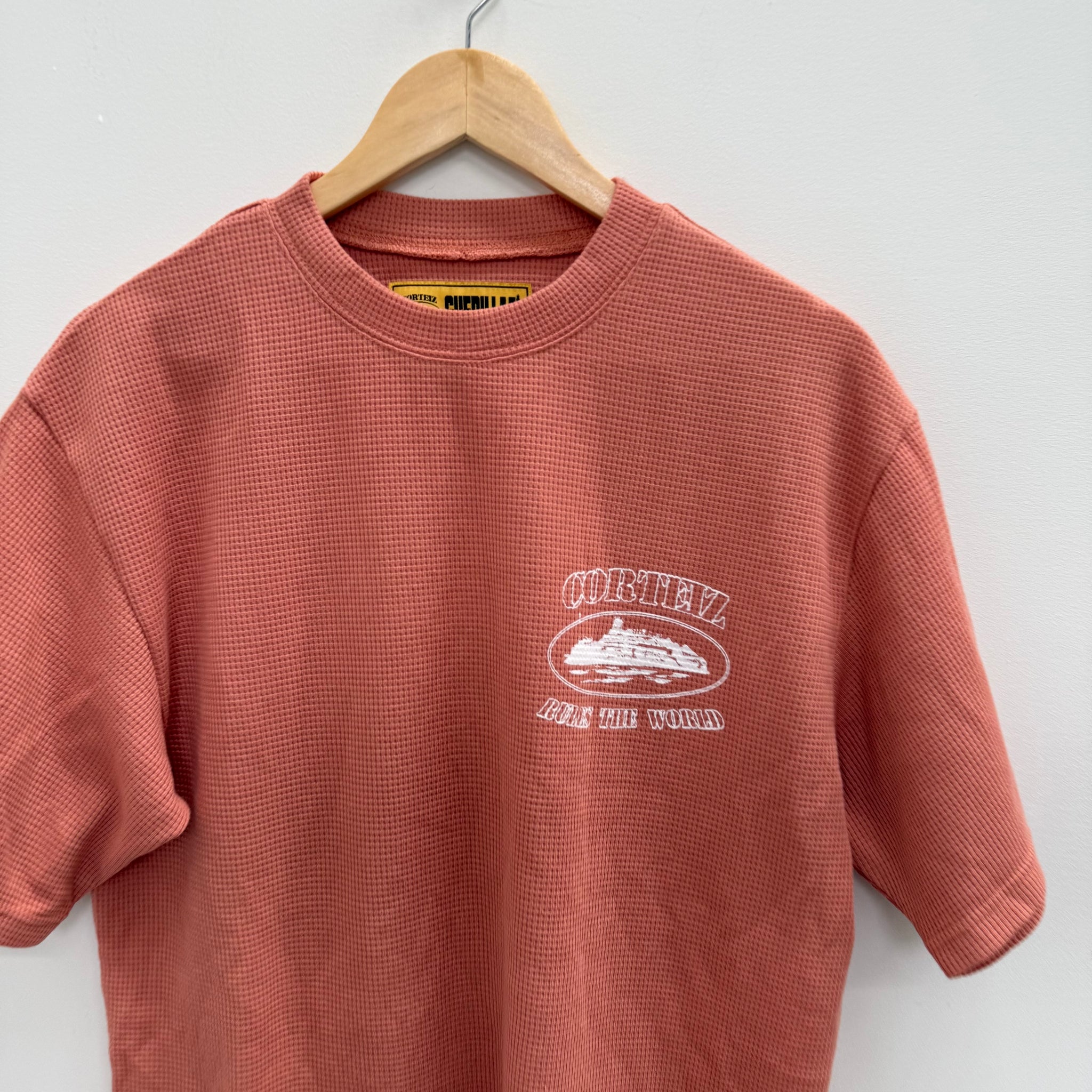 Corteiz Insignia Shortsleeve Waffle T-Shirt Salmon (Size L)