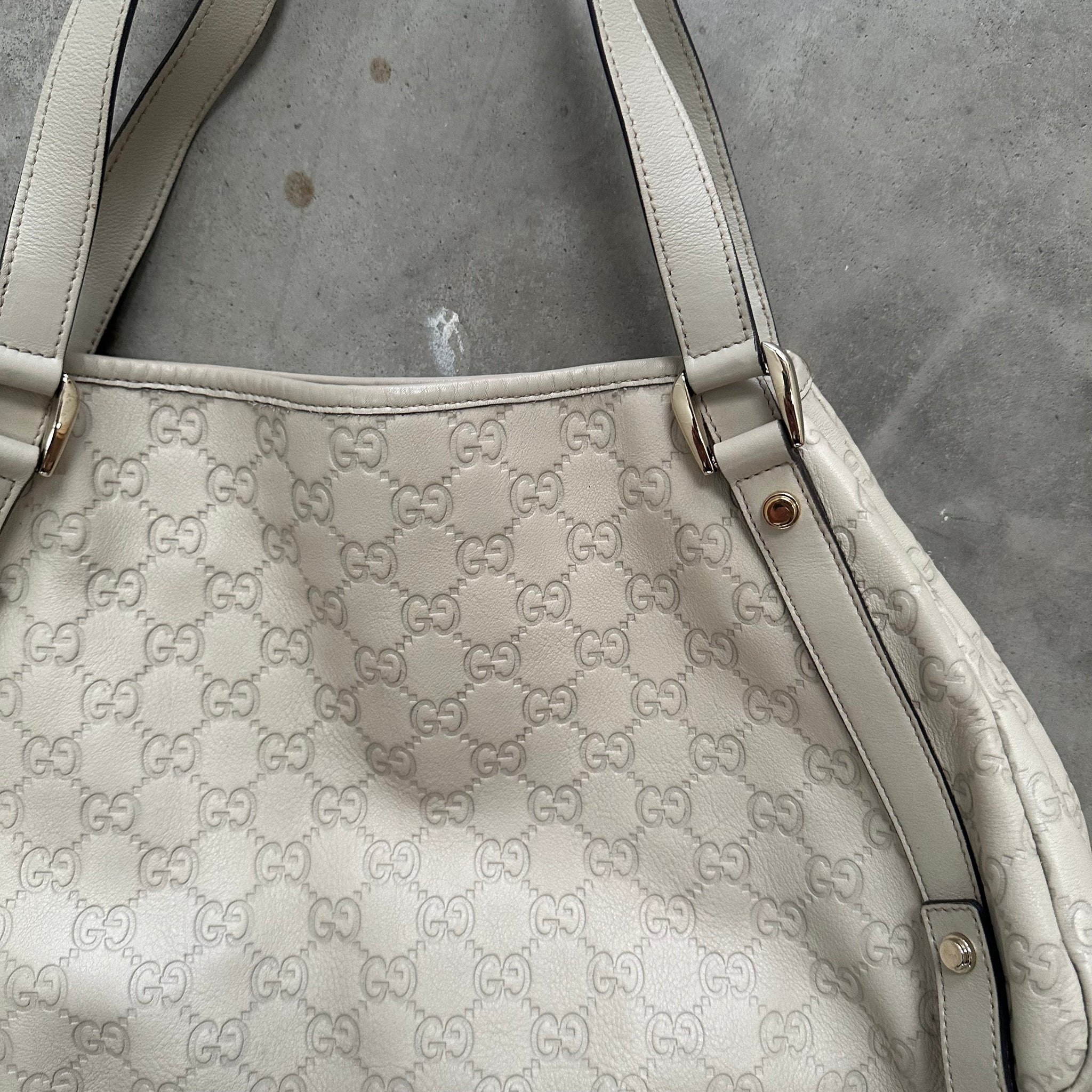 Gucci Guccissima Abbey Shoulder Tote Bag