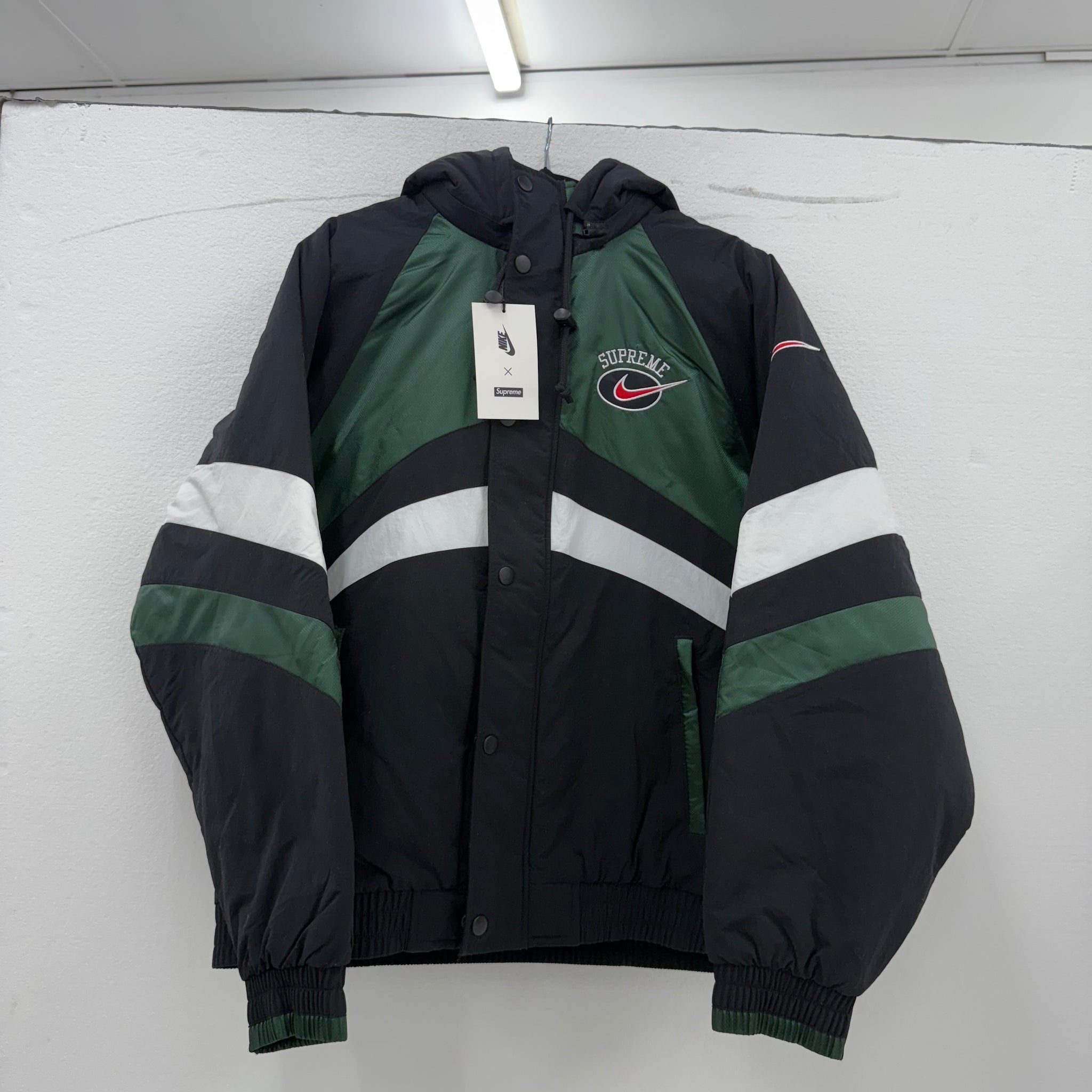 Supreme Nike Hooded Sport Jacket Green Size S