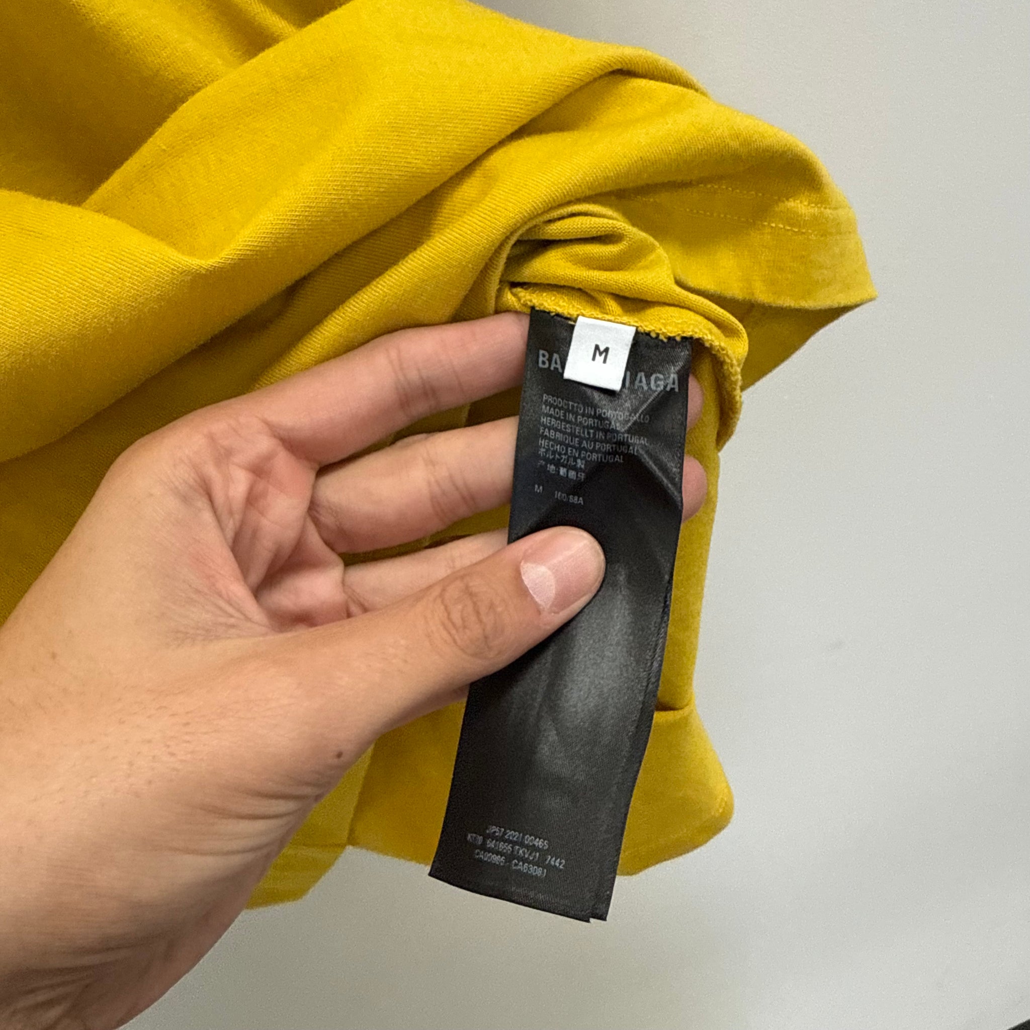 Balenciaga Embroided Campaign Yellow Logo T Shirt (fits L-XL)