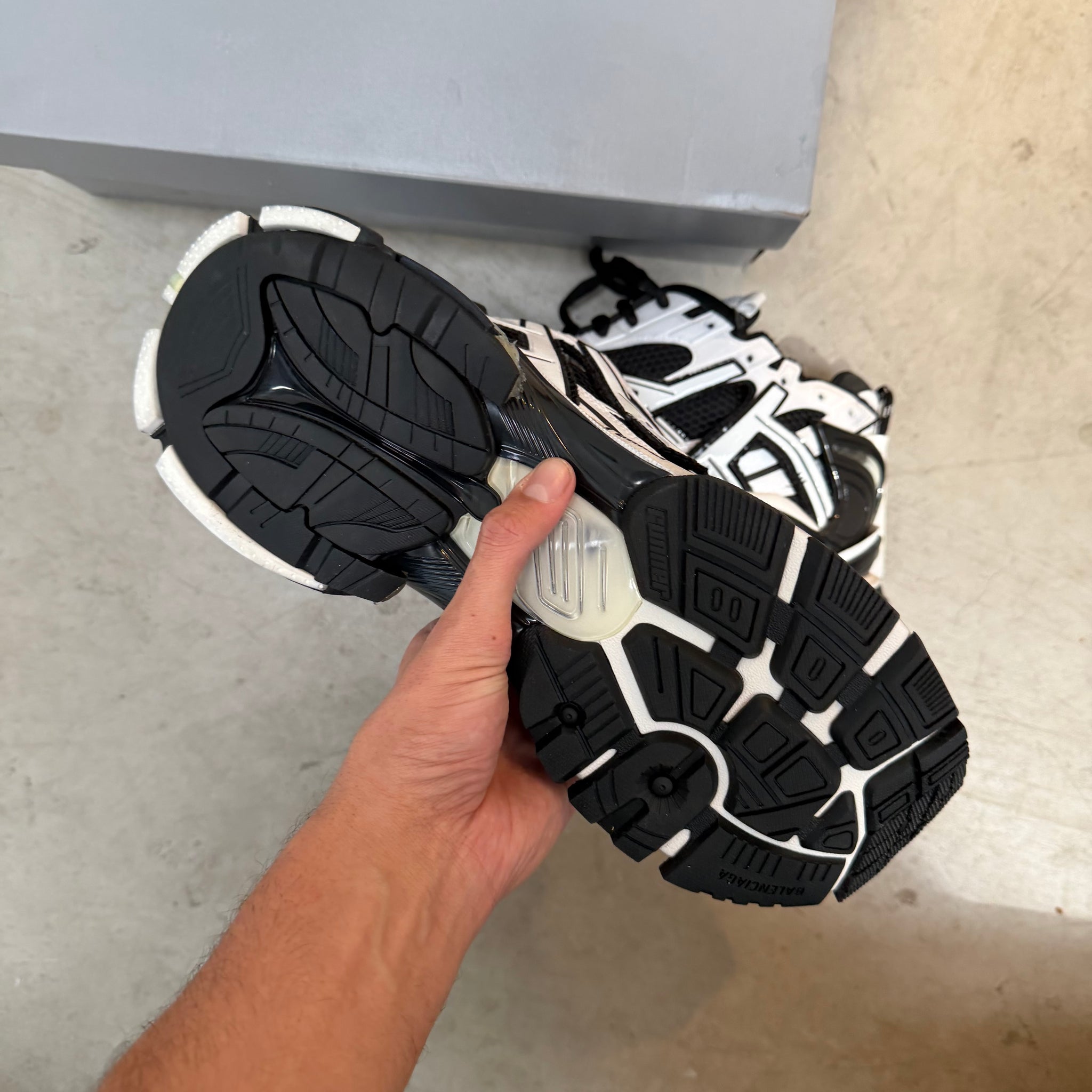 Balenciaga Black White Runner Sneaker (EU44/US11)