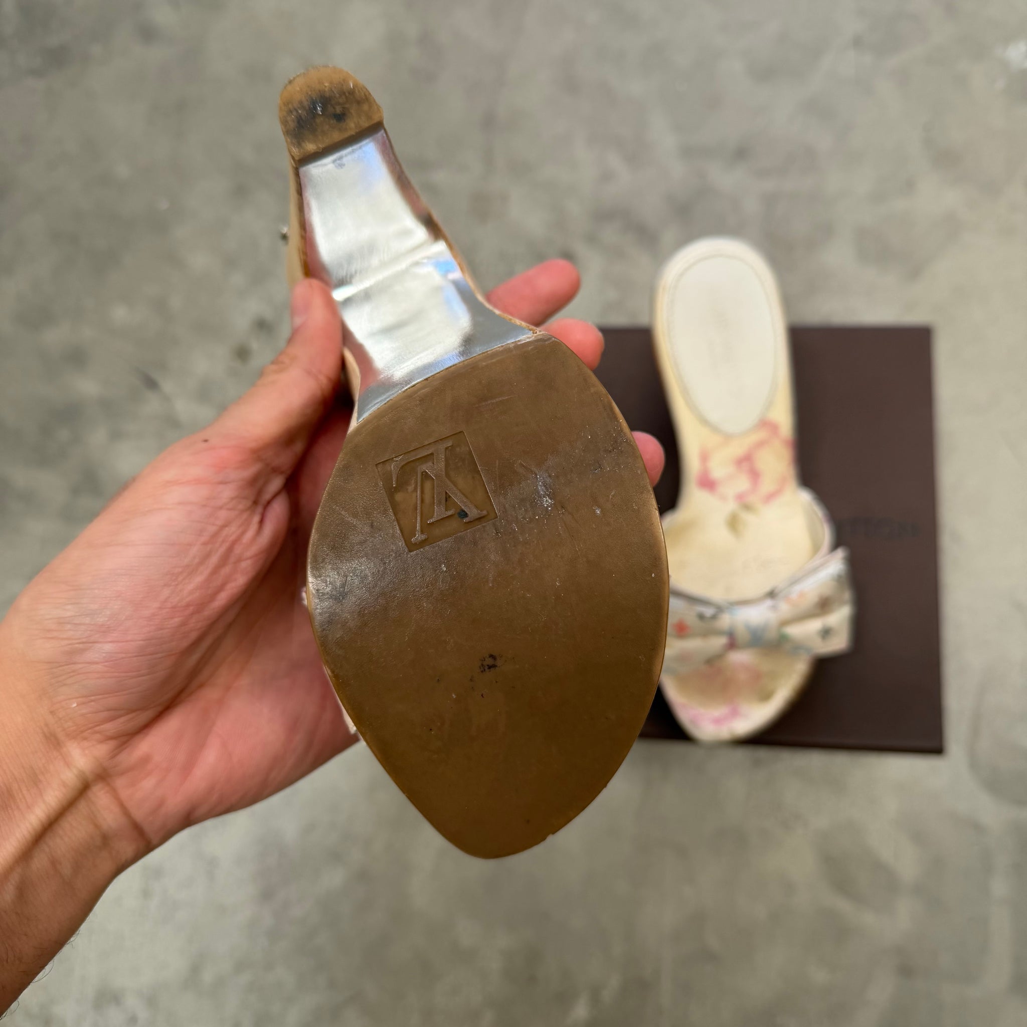 Louis Vuitton Takashi Murakami Satin Multicolour Heels (Size 34.5)