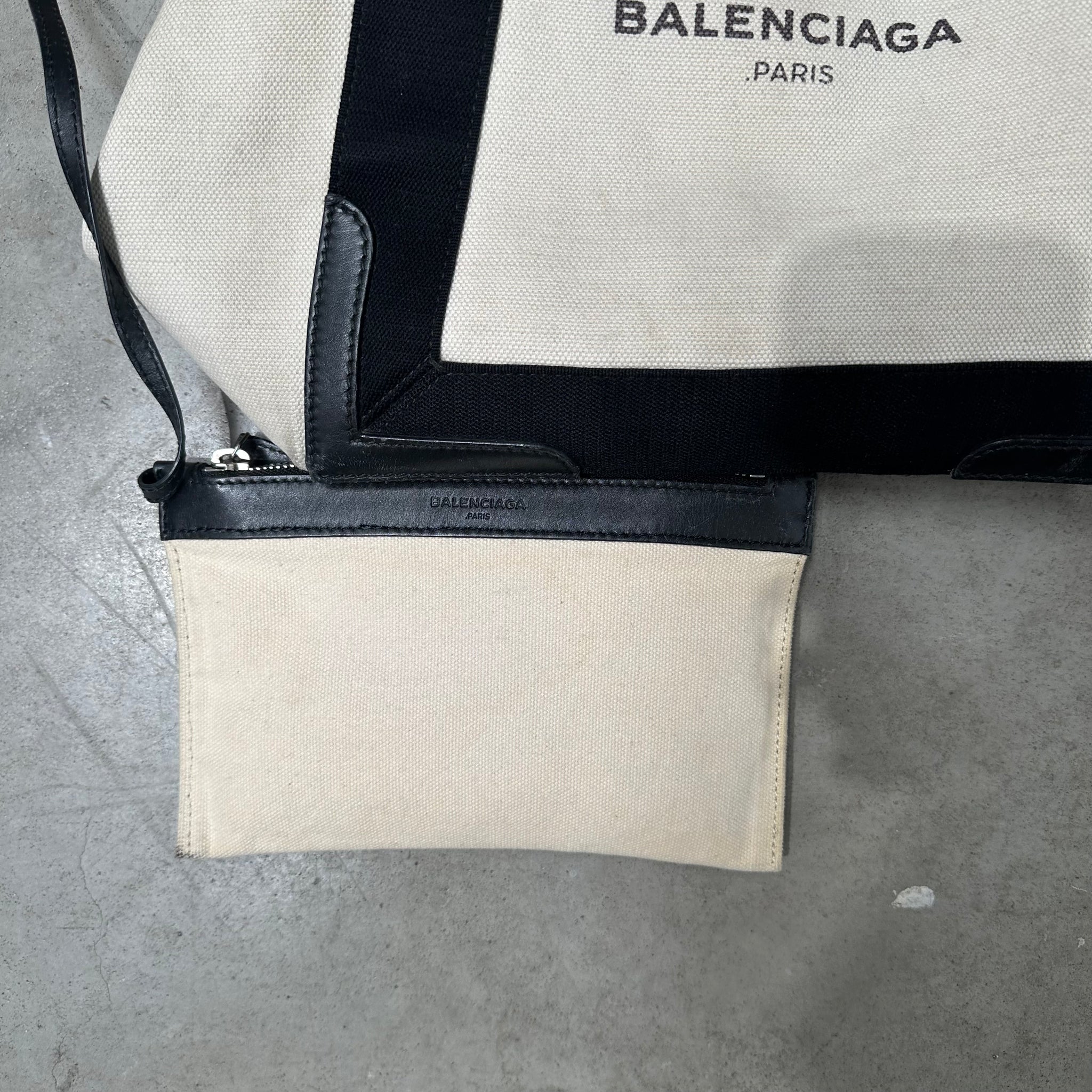 Balenciaga Cabas Tote Bag White/Black