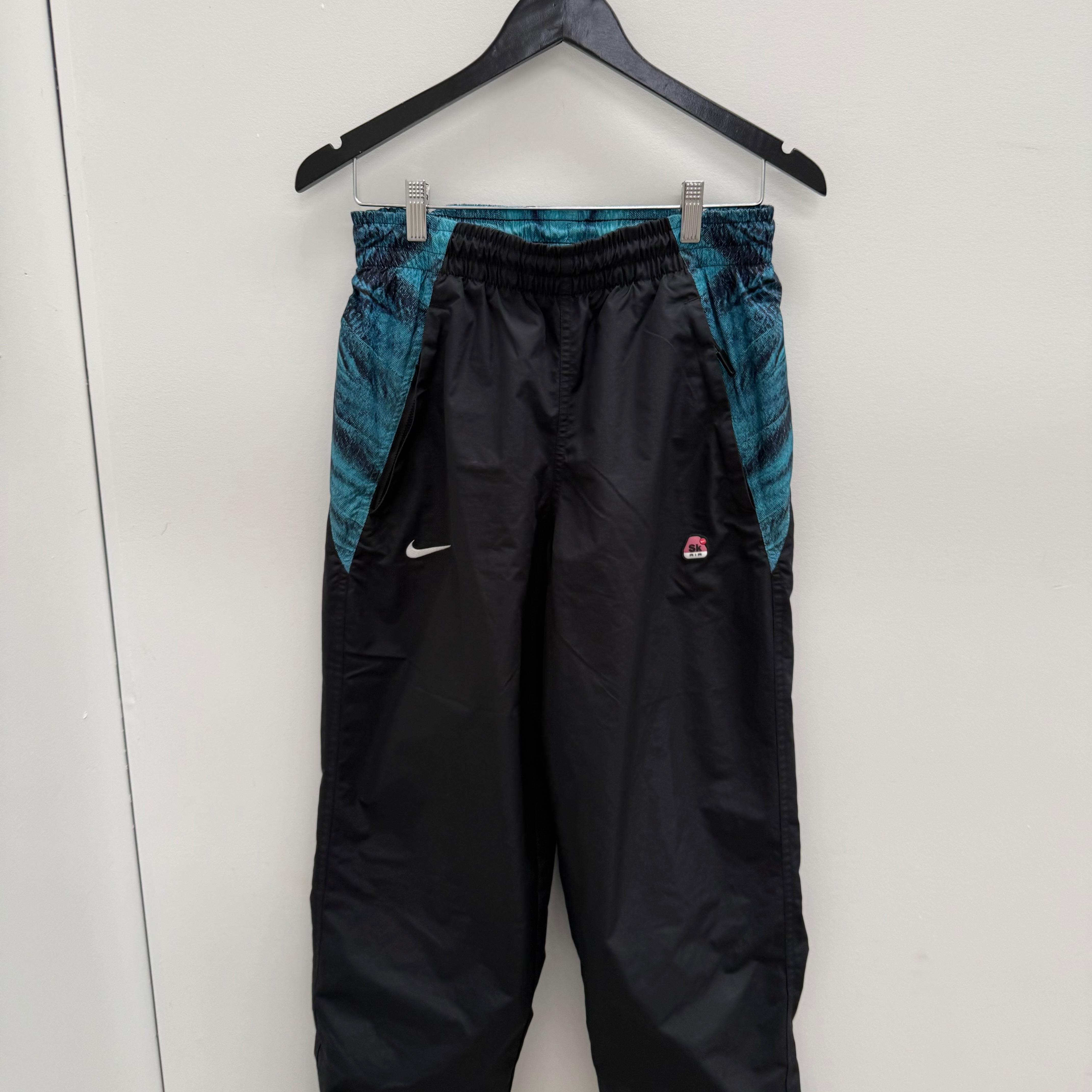 Skepta x Nike Track Pant Black/Blue (Size S) – Curated by Charbel