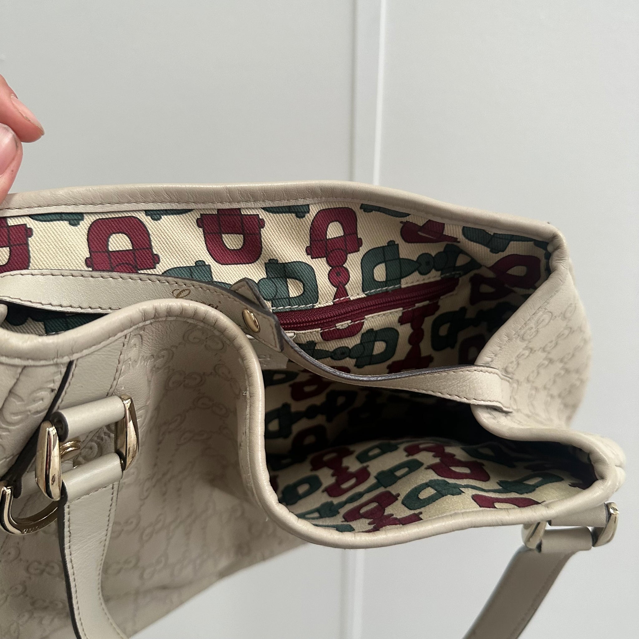 Gucci Guccissima Abbey Shoulder Tote Bag