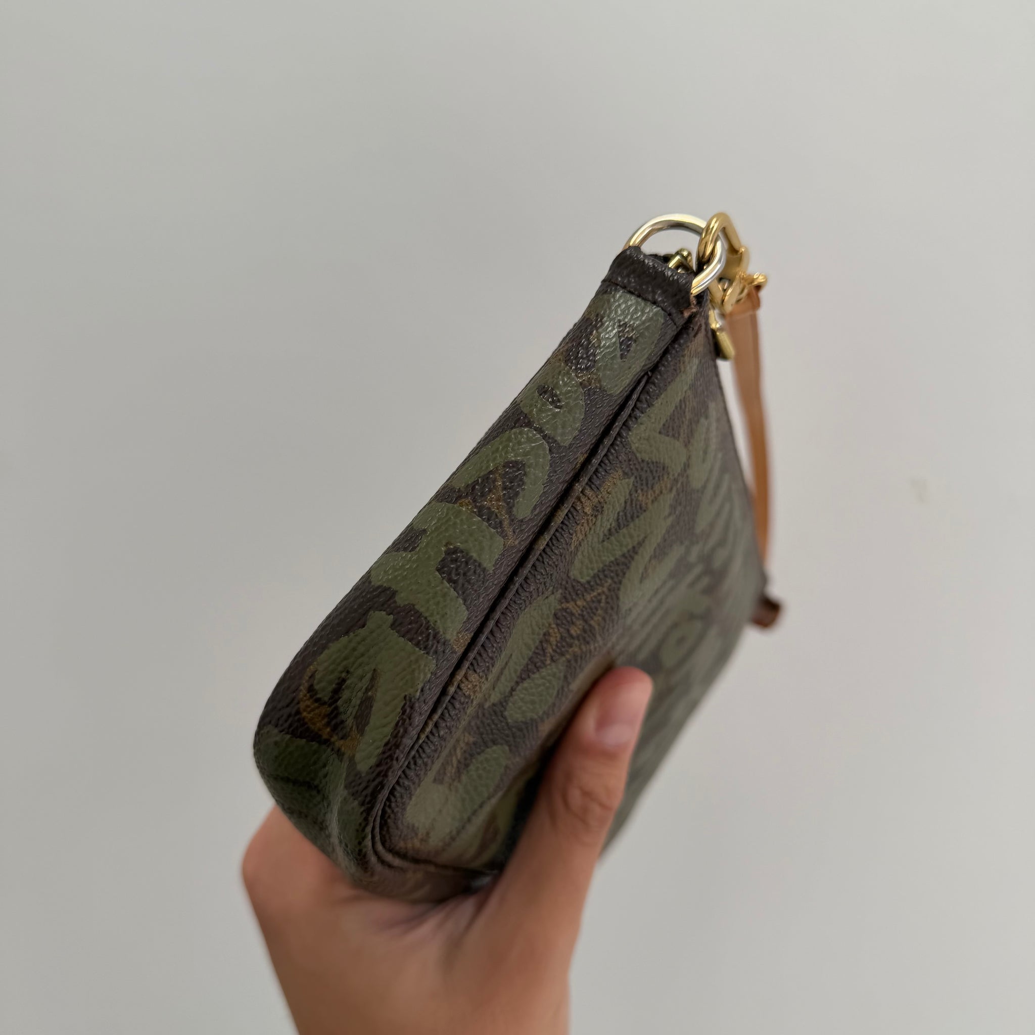 Louis Vuitton X Stephen Sprouse Graffiti Monogram Pochette Bag