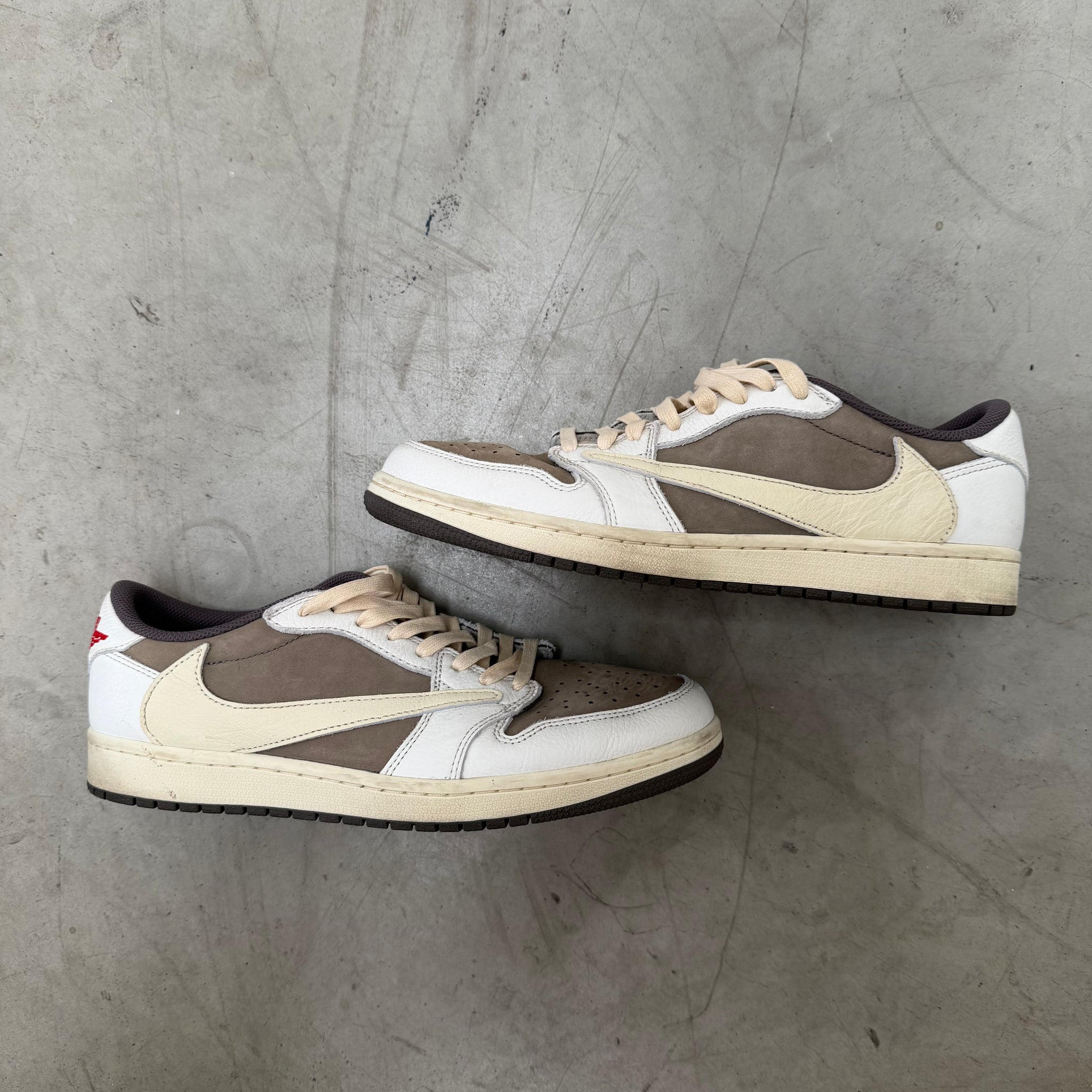 Nike Jordan 1 Retro Low Travis Scott Reverse Mocha (US10)
