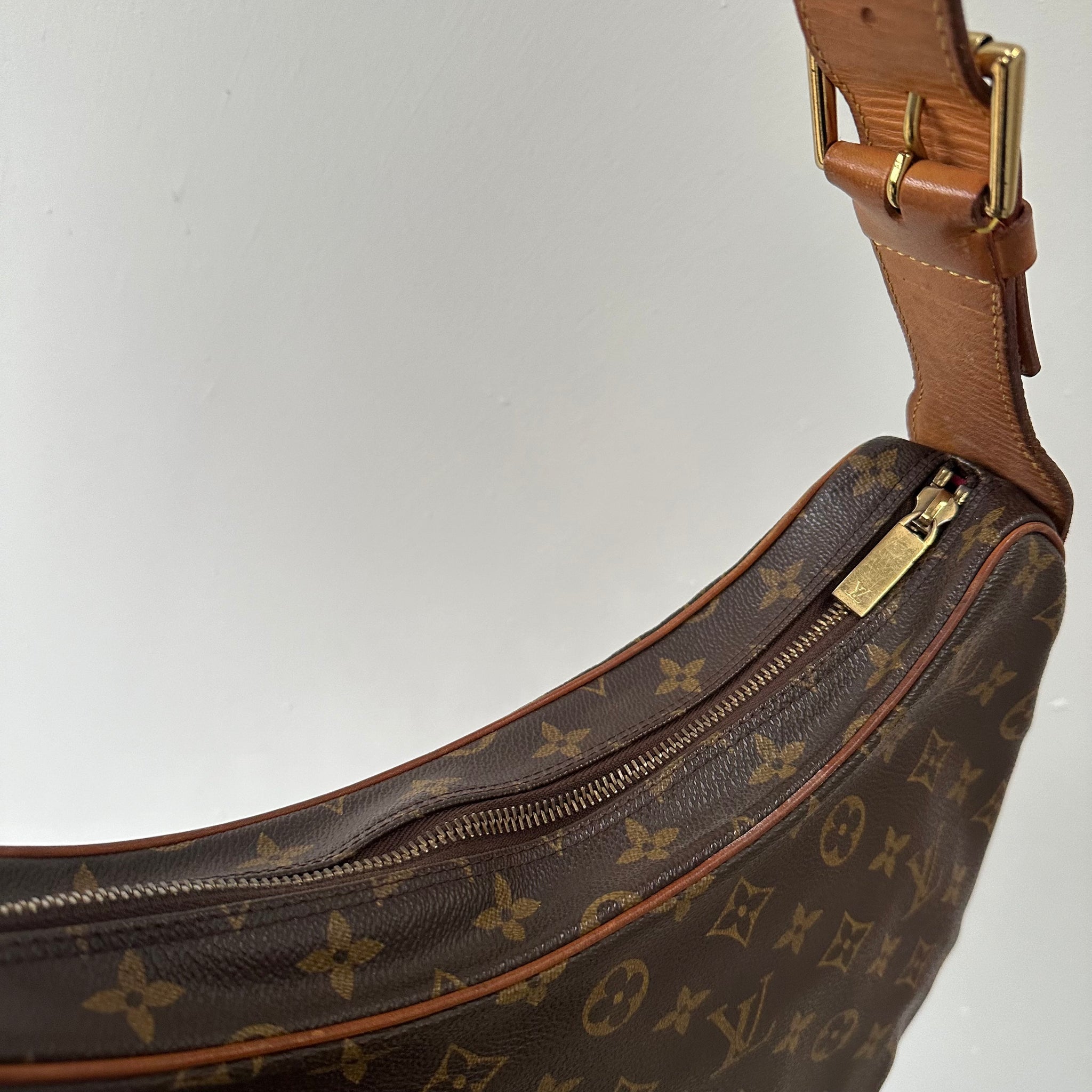 Louis Vuitton Monogram Croissant GM Shoulder Bag