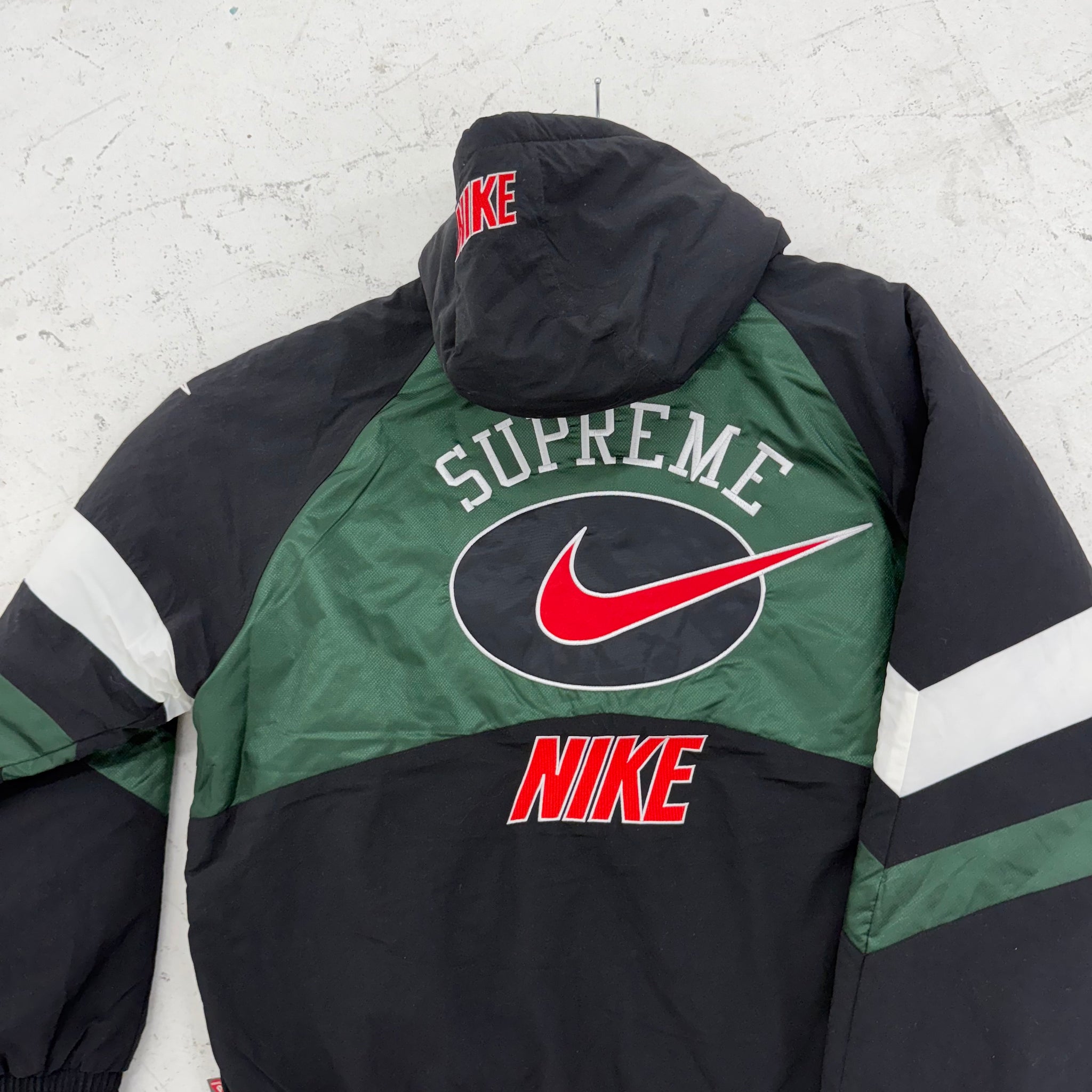 Supreme Nike Hooded Sport Jacket Green Size S