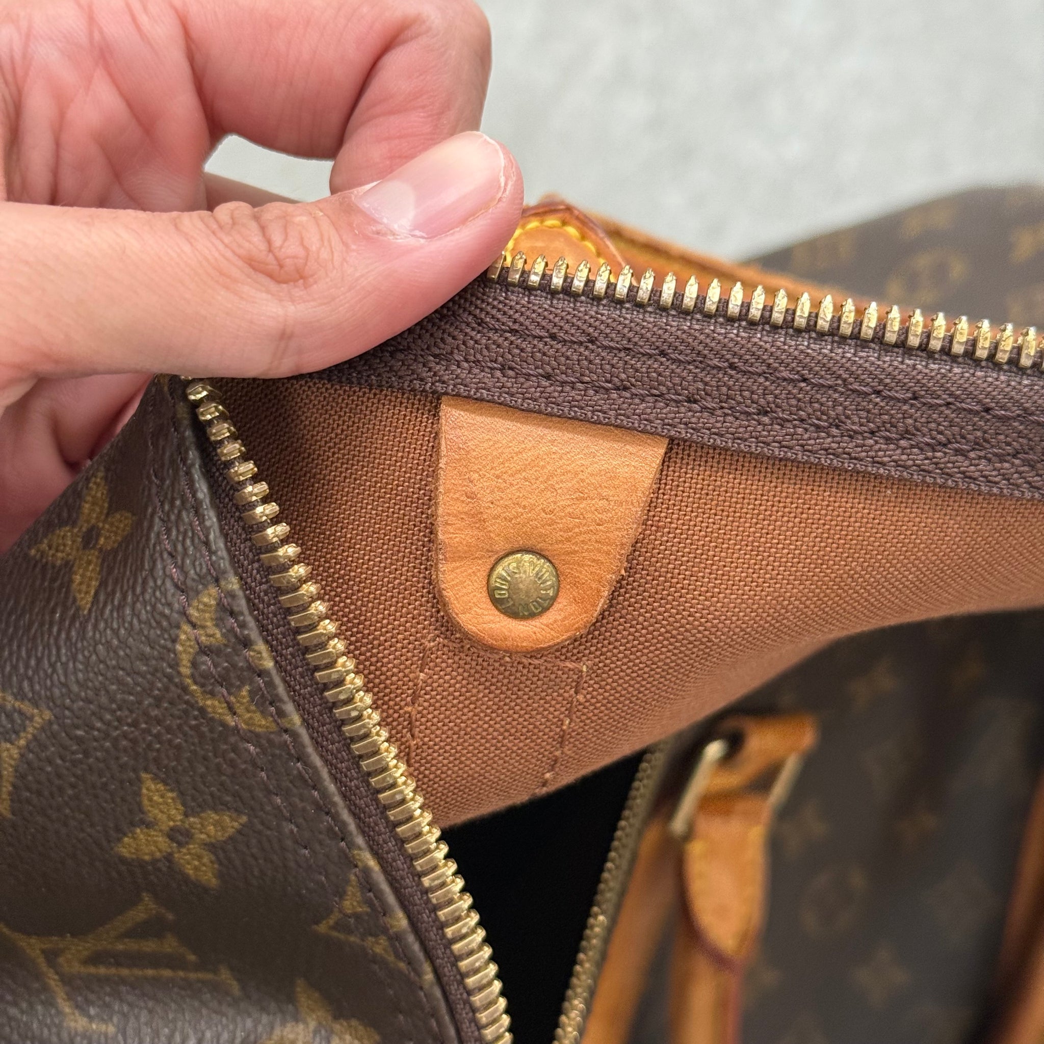 Louis Vuitton Monogram Keepall 50 Duffle Bag