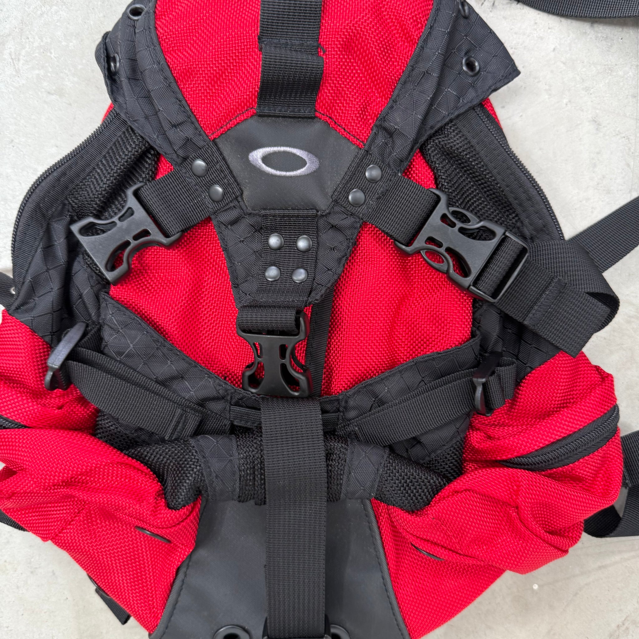 Oakley Software Vintage Black/Red Small Backpack
